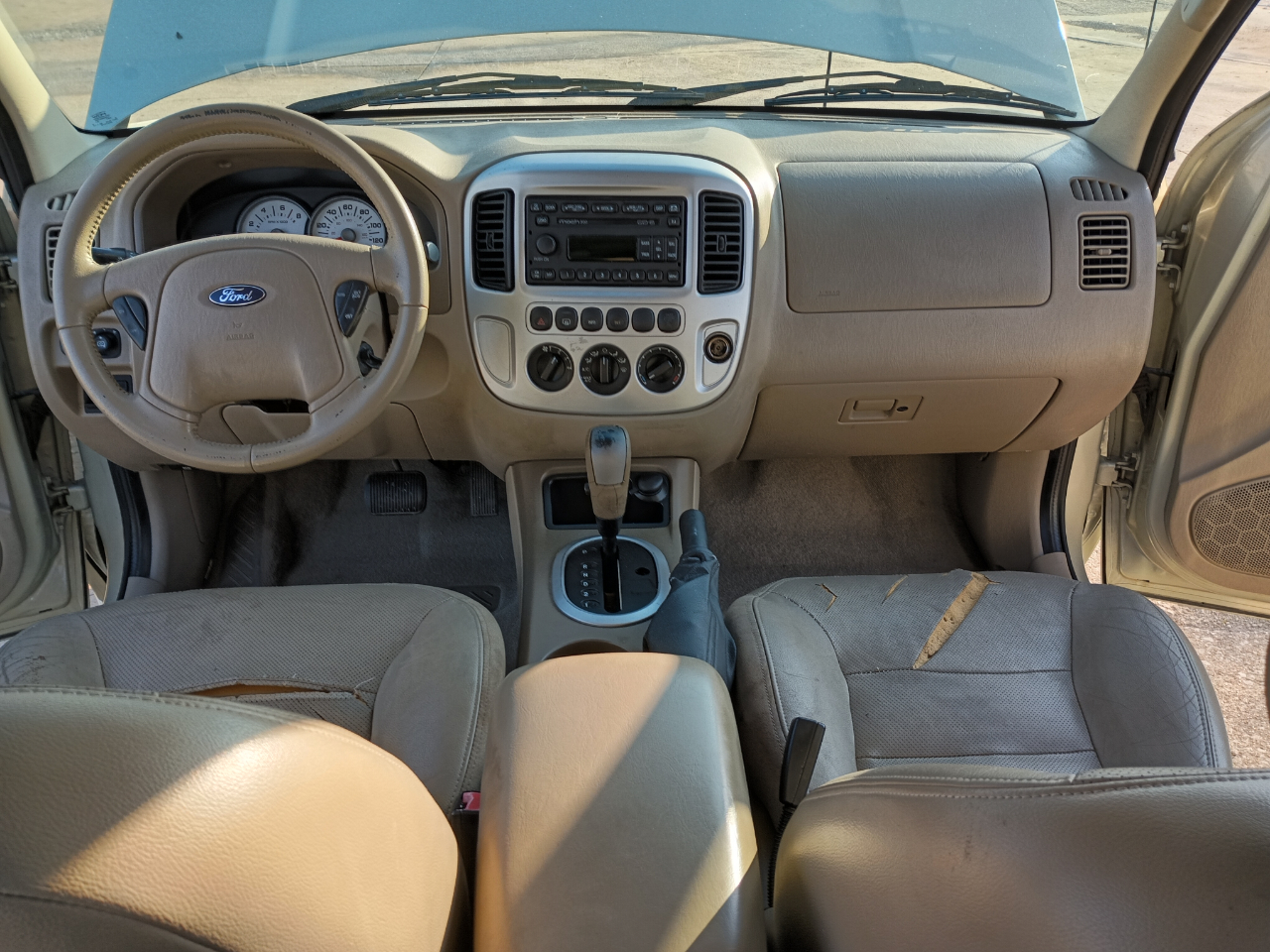 Ford Escape Limited 2WD 2005