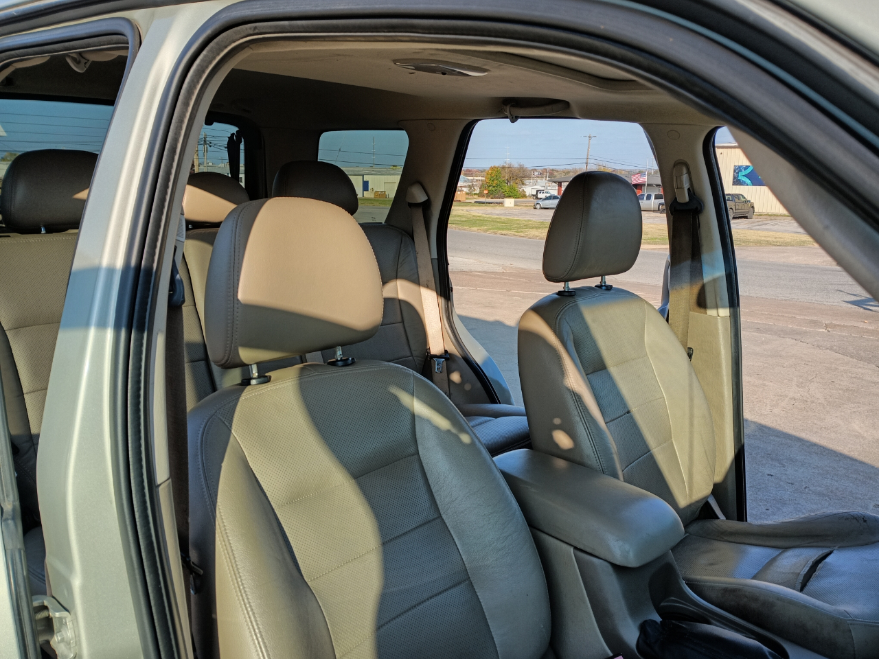 Ford Escape Limited 2WD 2005