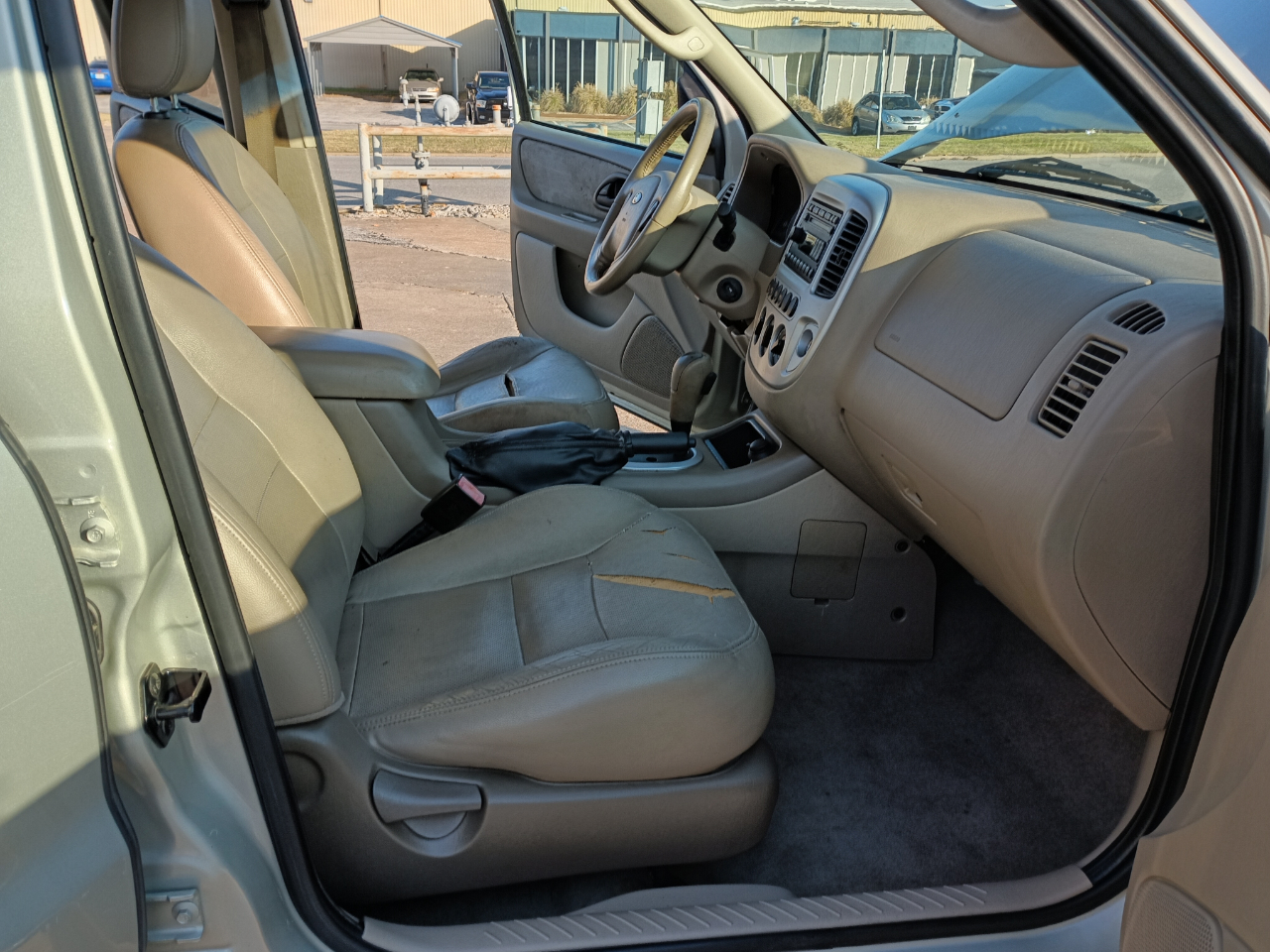 Ford Escape Limited 2WD 2005