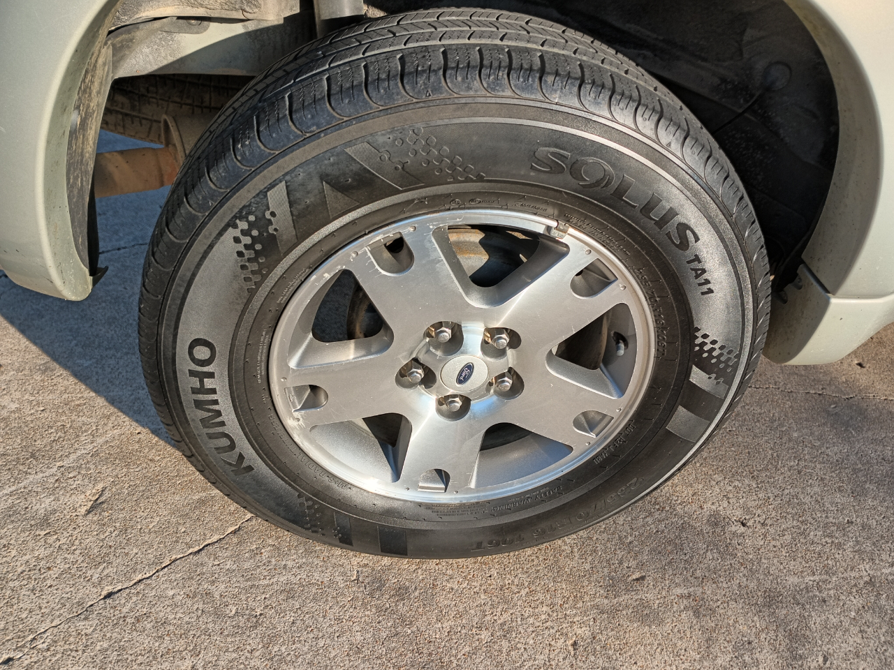 Ford Escape Limited 2WD 2005