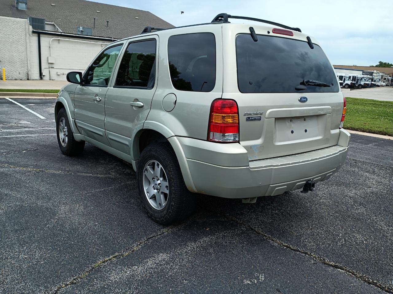 2005 Ford Escape Limited - Photo 6