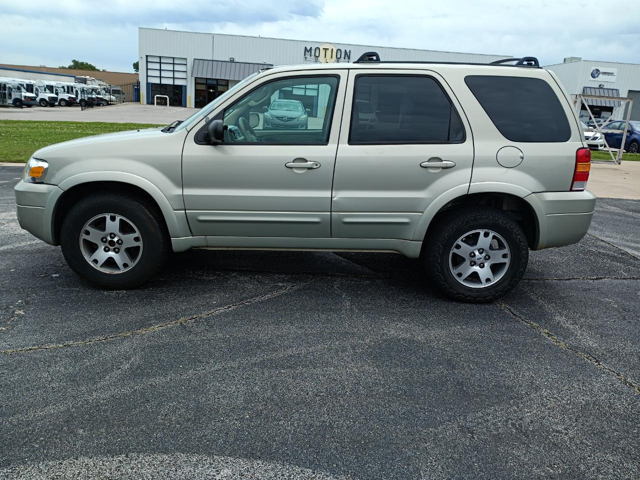 2005 Ford Escape Limited - Photo 7