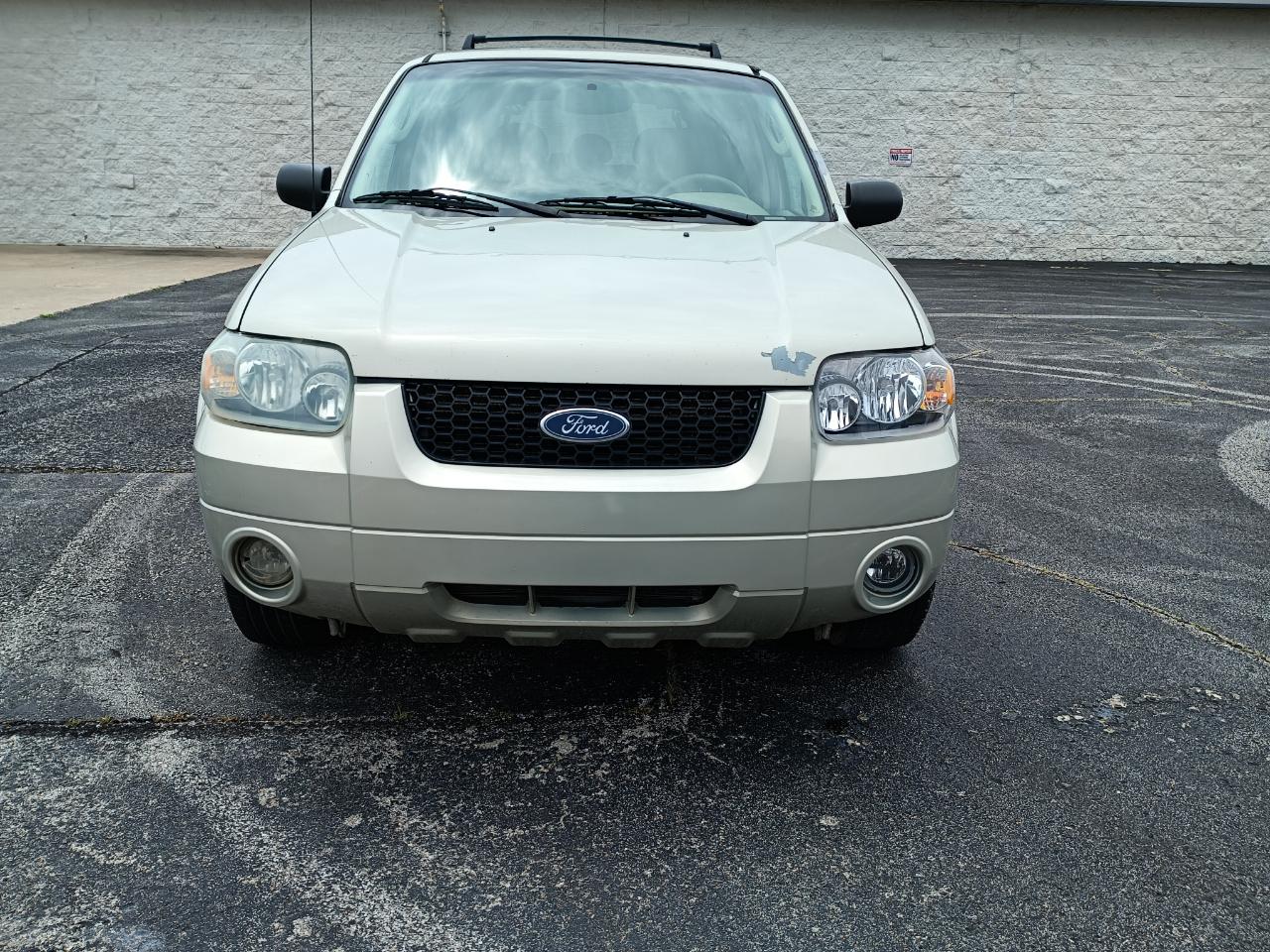 2005 Ford Escape Limited - Photo 9