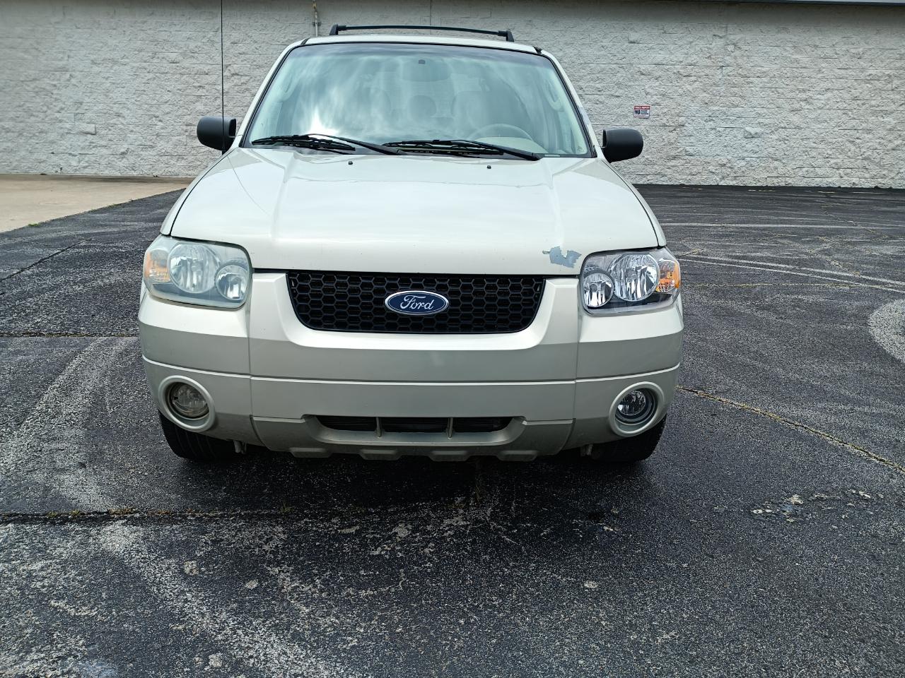 Ford Escape Limited 2WD 2005