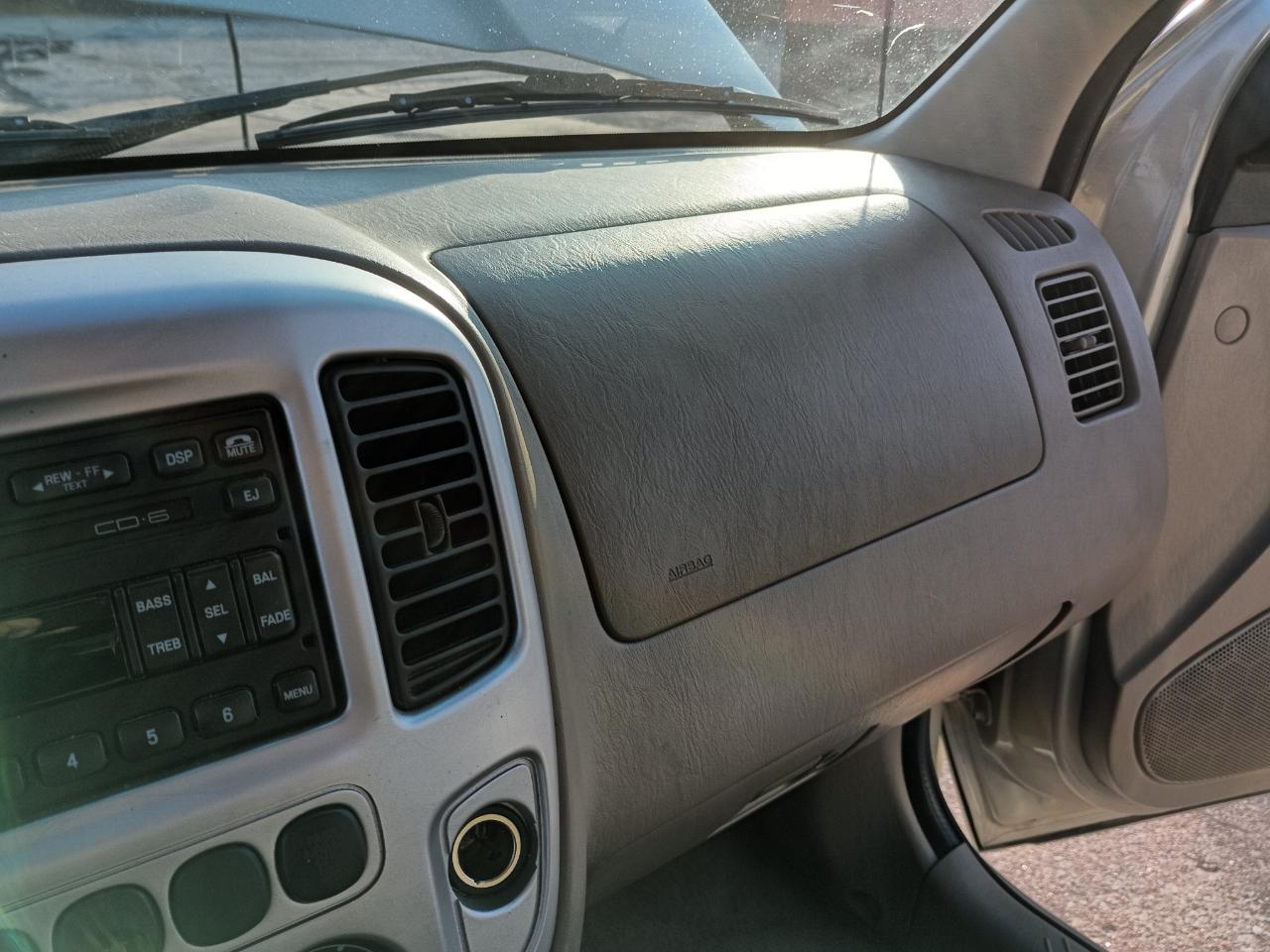 Ford Escape Limited 2WD 2005