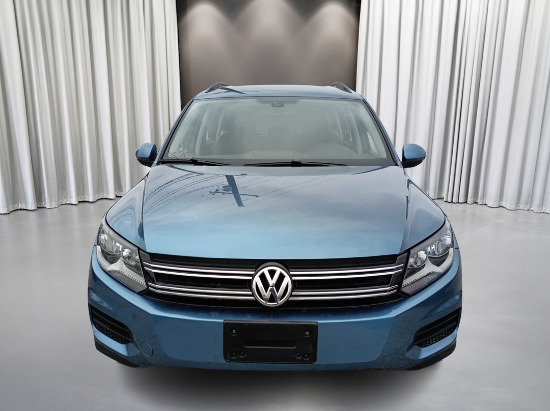 Volkswagen Tiguan S 2017