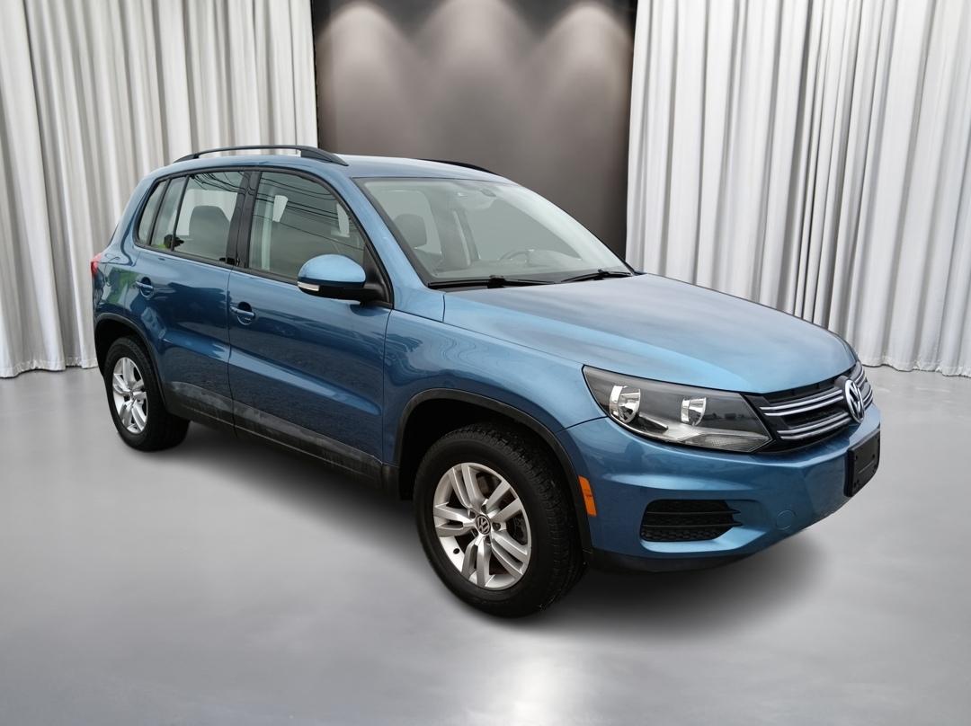 Volkswagen Tiguan S 2017