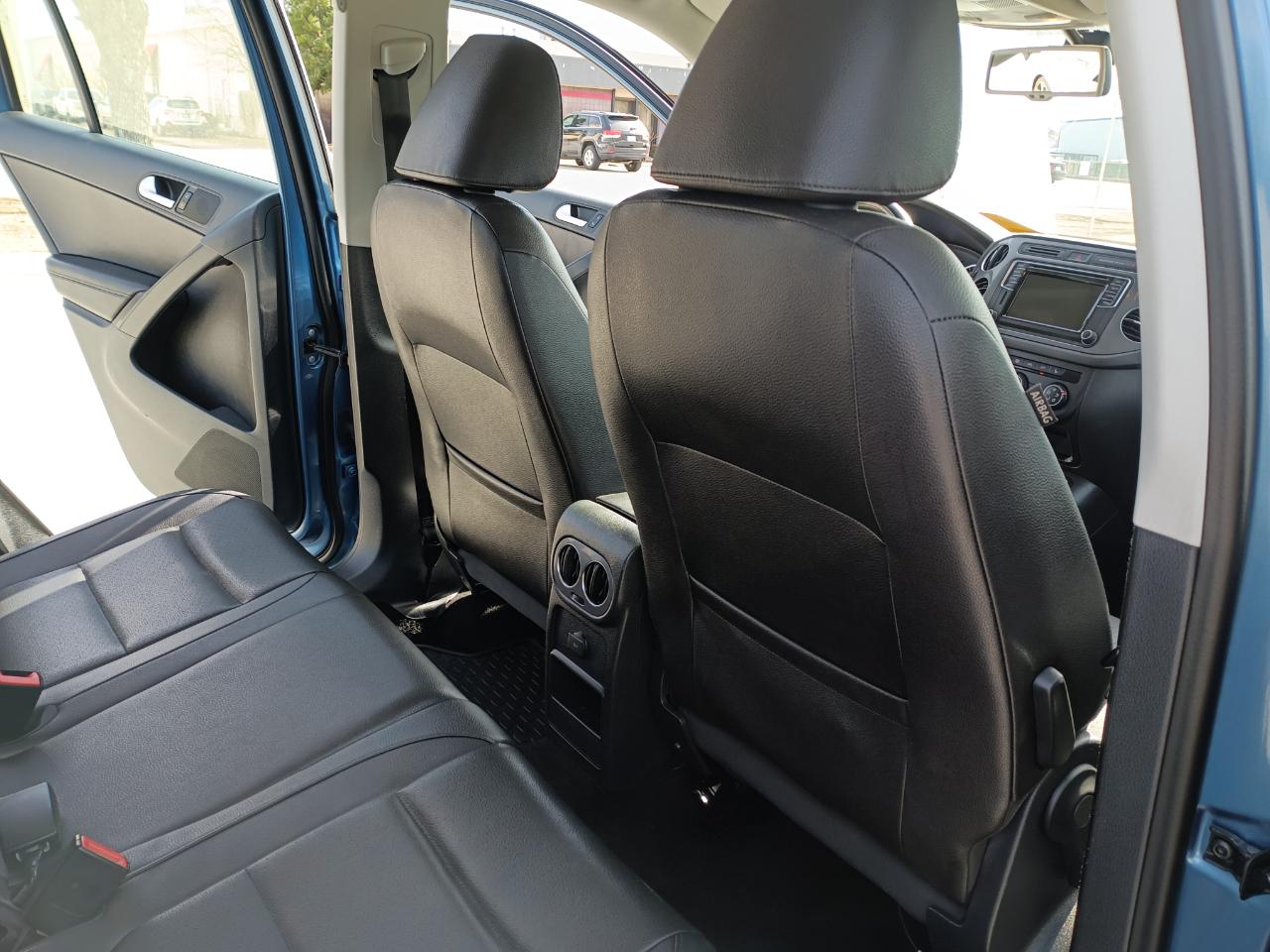 Volkswagen Tiguan S 2017