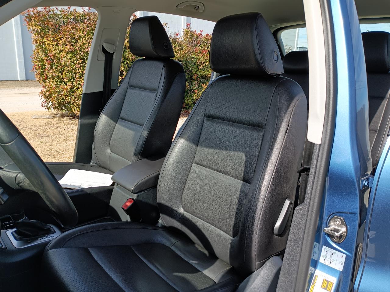 Volkswagen Tiguan S 2017