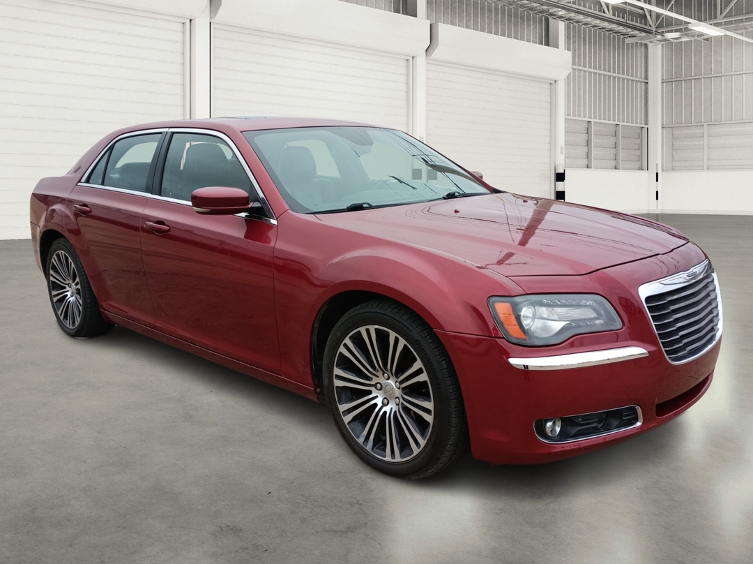 2012 Chrysler 300 S photo 3