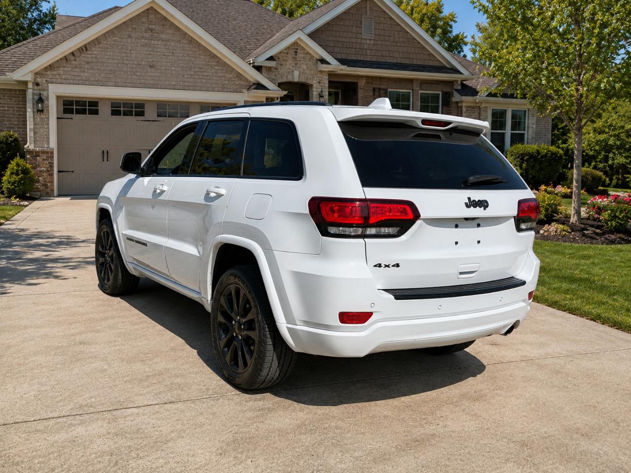 Jeep Grand Cherokee 4WD 4dr Altitude 2017