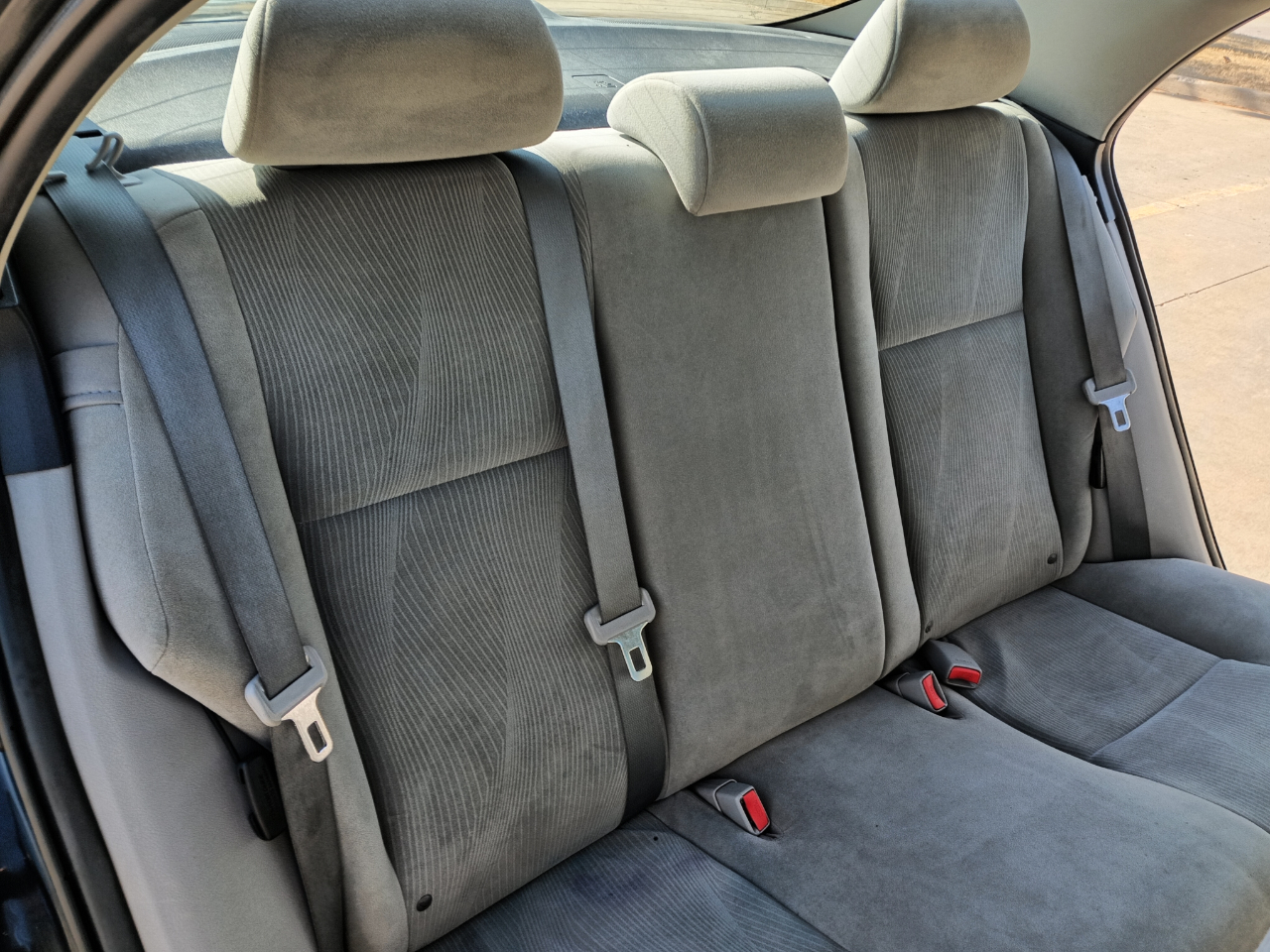 Toyota Corolla LE 4-Speed AT 2012