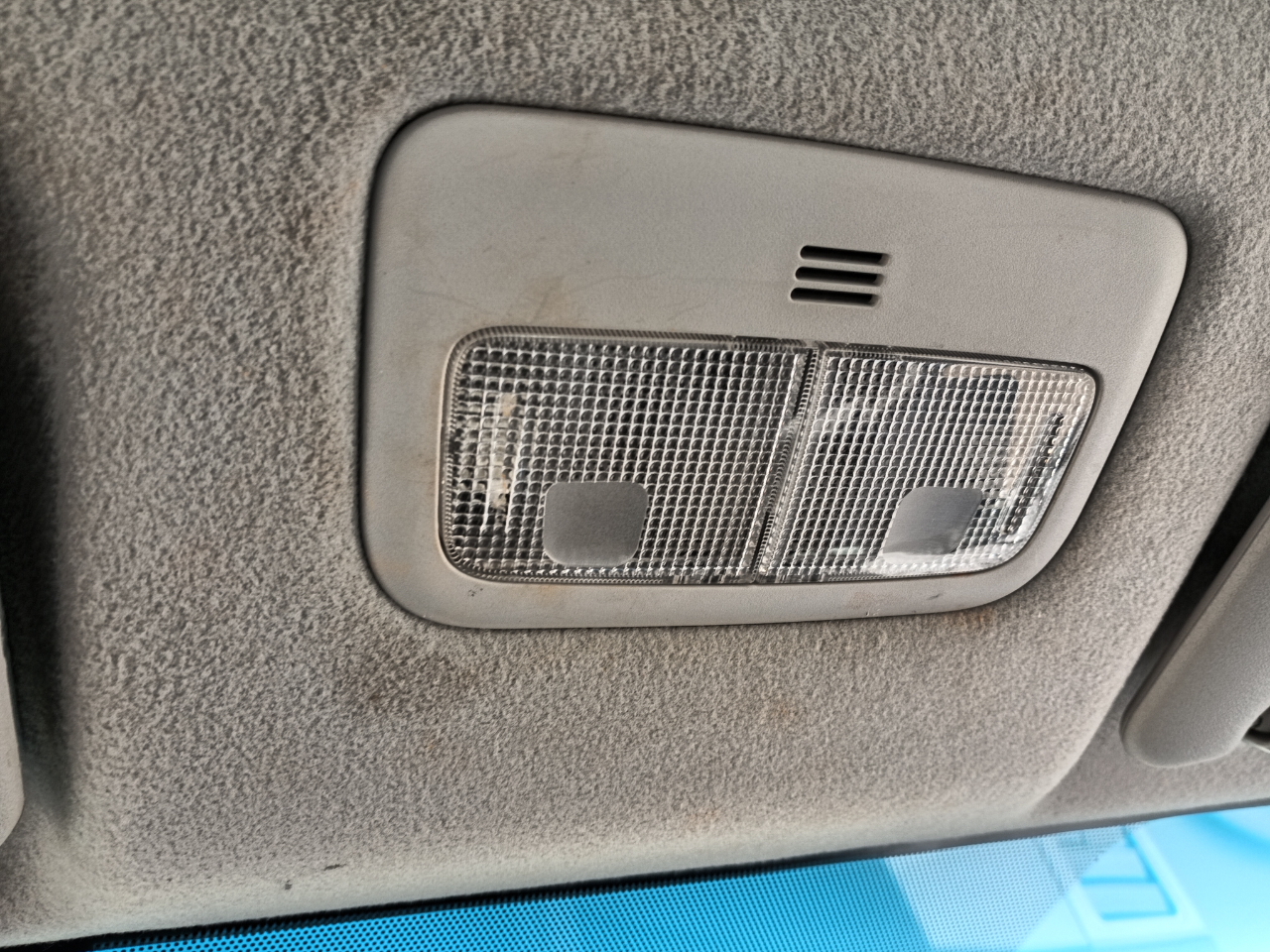 Toyota Corolla LE 4-Speed AT 2012