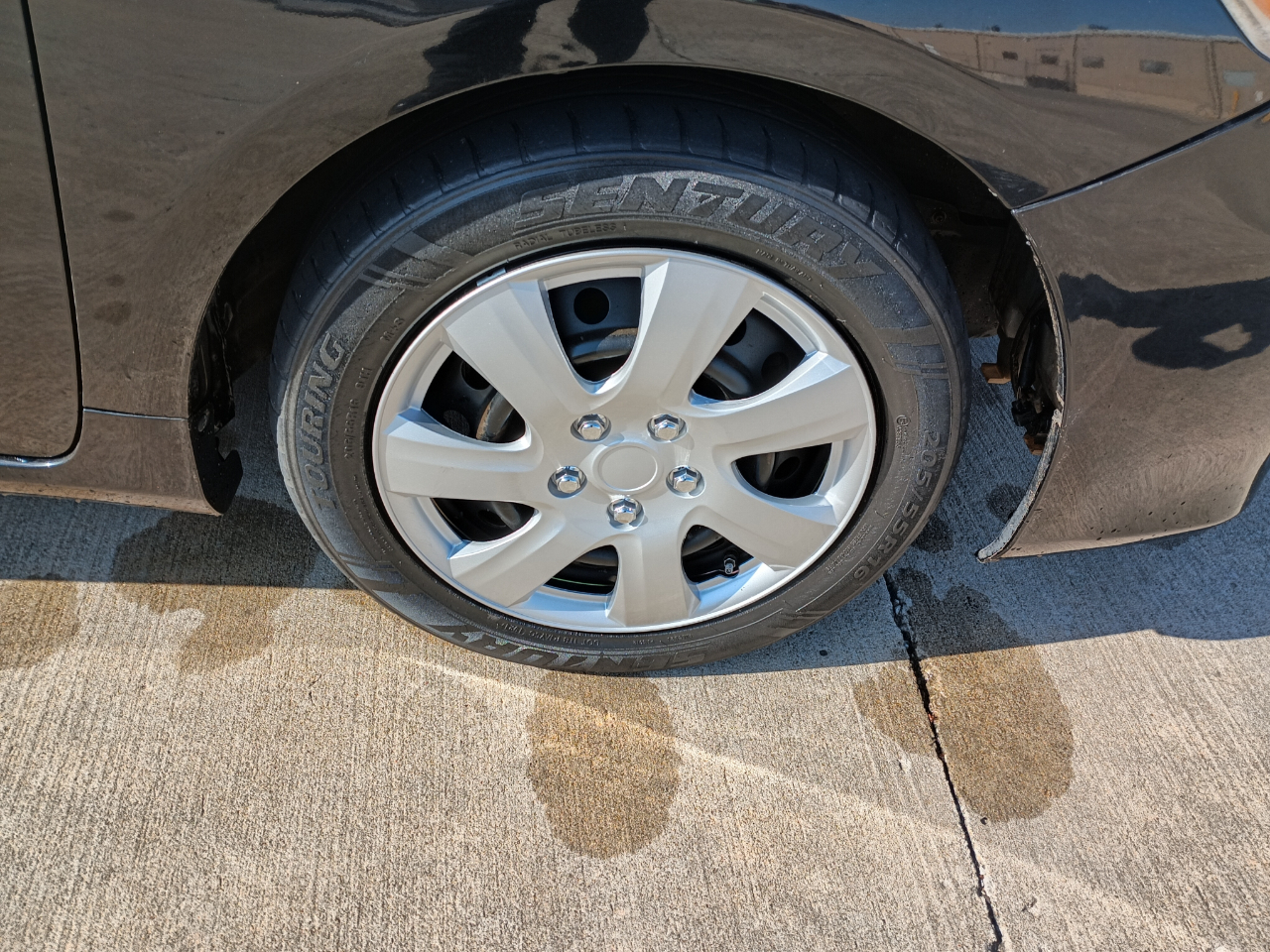 Toyota Corolla LE 4-Speed AT 2012