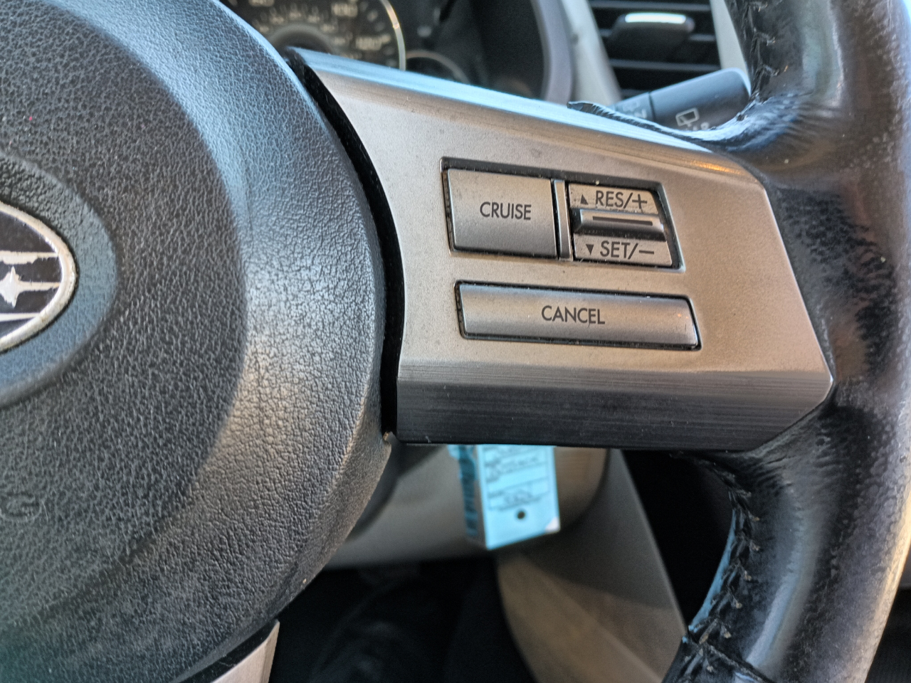 Subaru Outback 2.5i Limited 2010