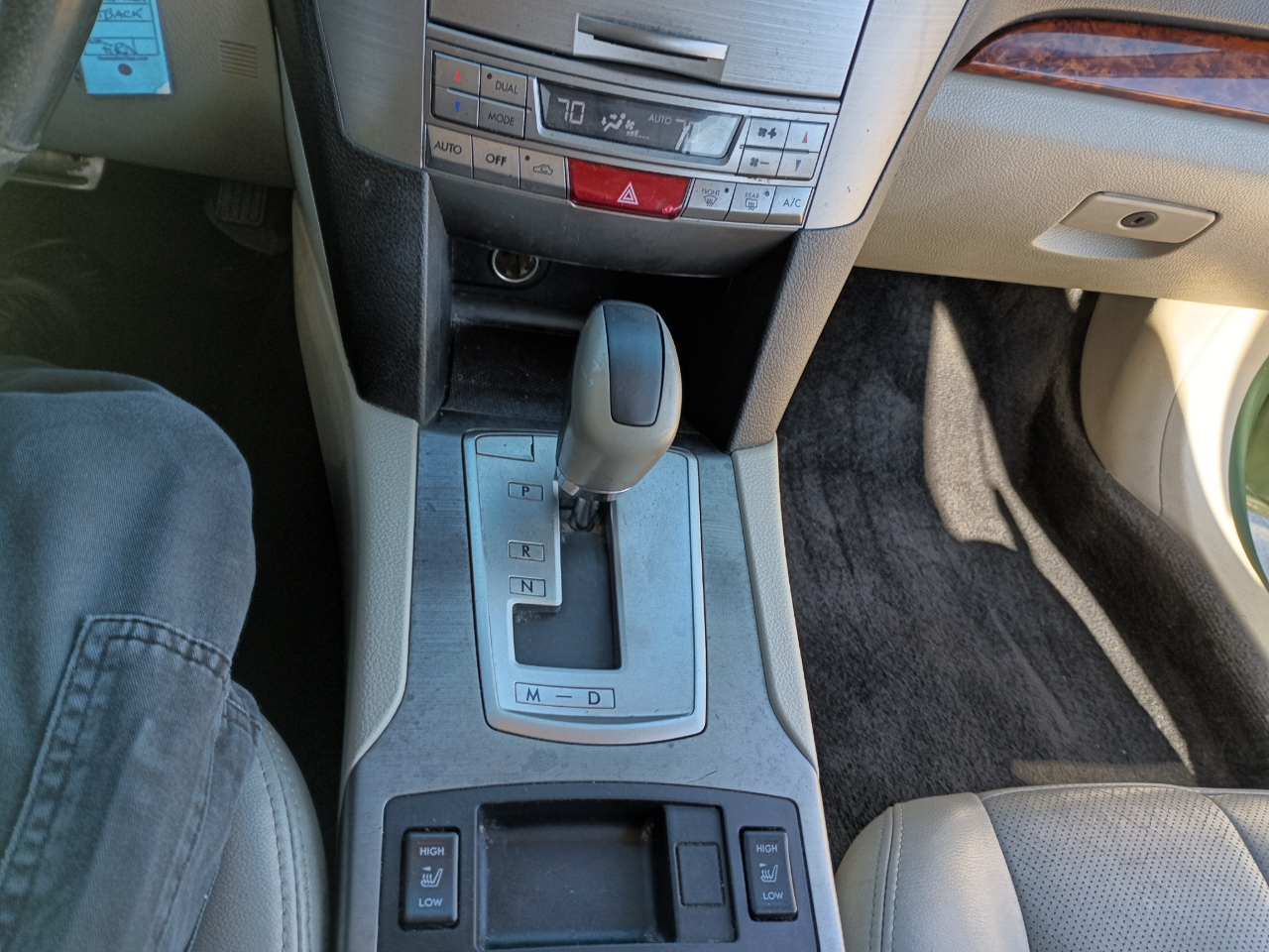 Subaru Outback 2.5i Limited 2010