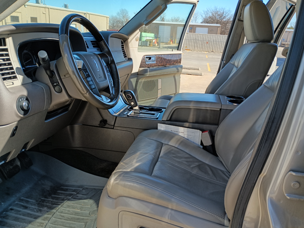 Lincoln Navigator L Select 4WD 2017