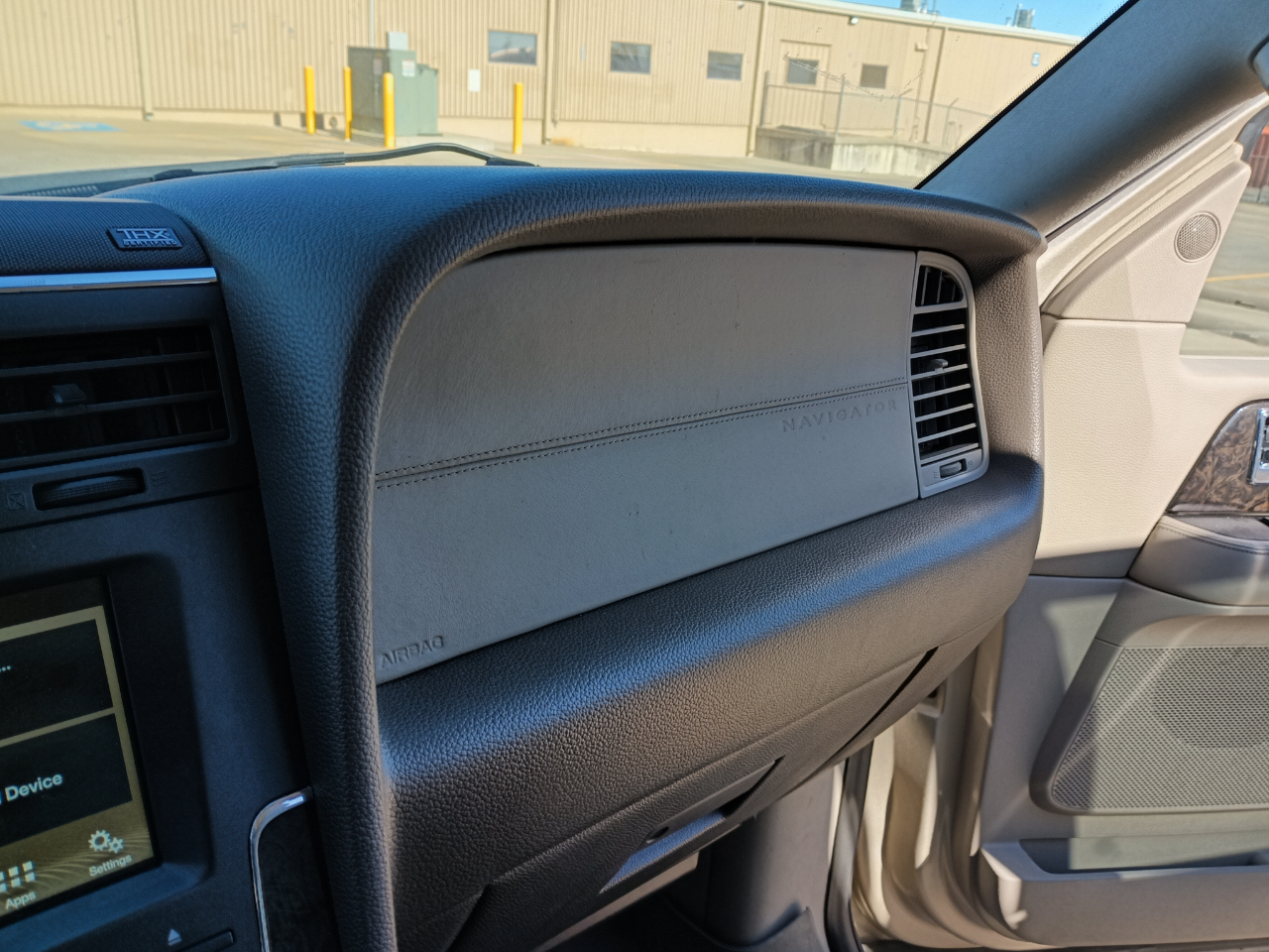 Lincoln Navigator L Select 4WD 2017