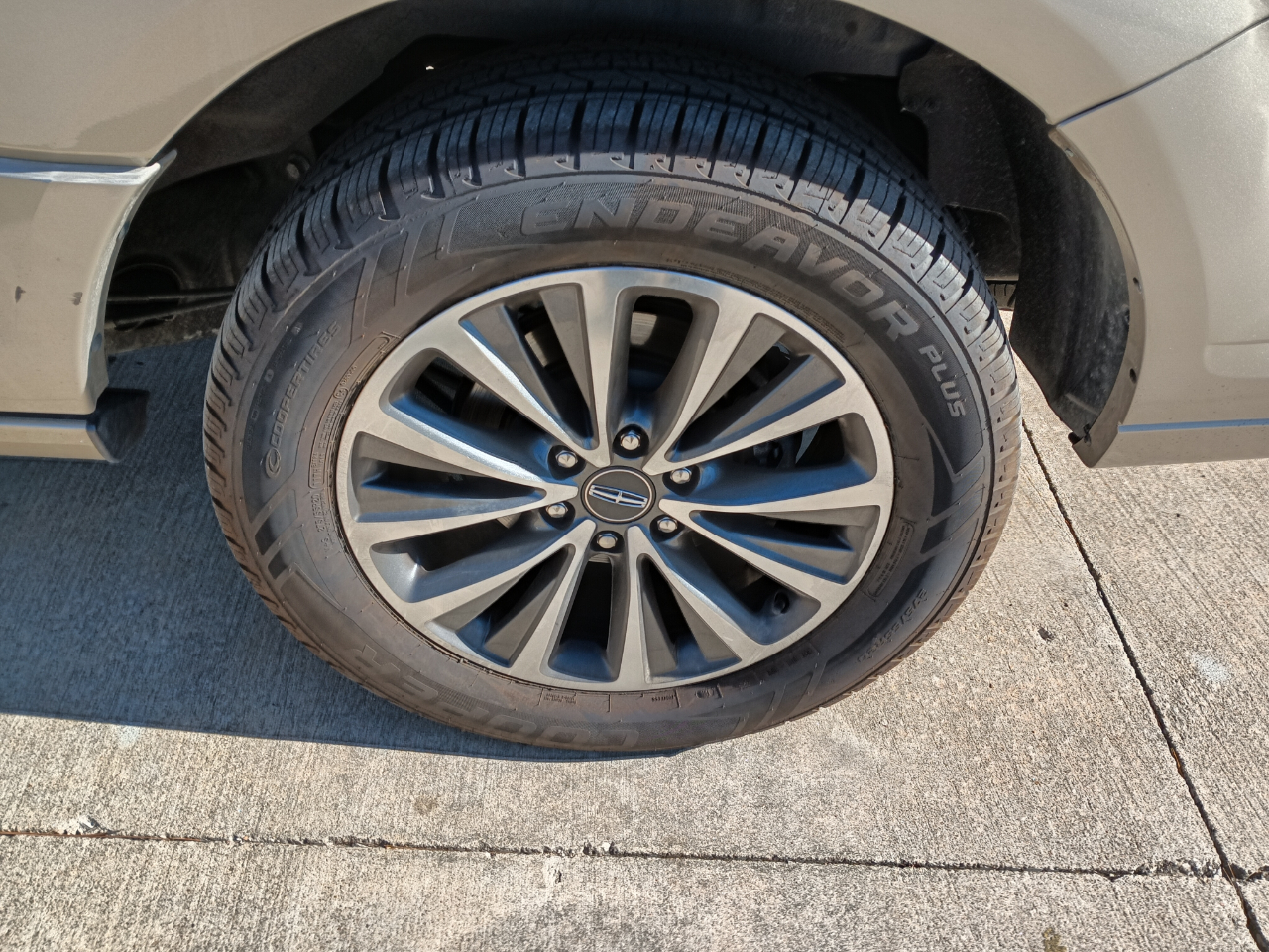 Lincoln Navigator L Select 4WD 2017