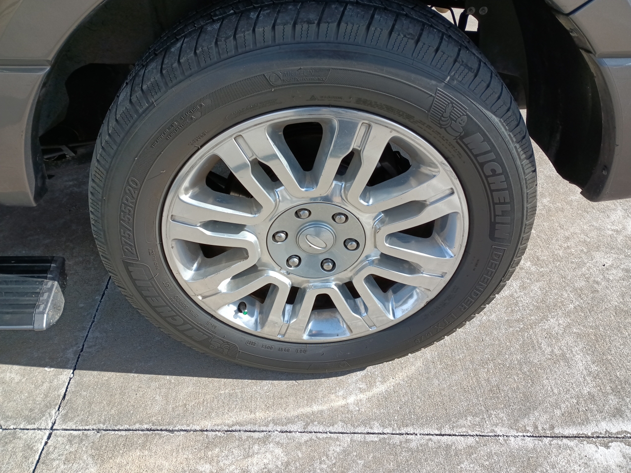 Ford Expedition Limited 2WD 2013