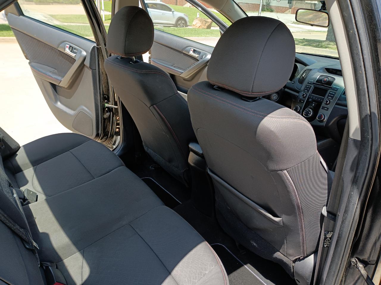 Kia Forte SX 2010