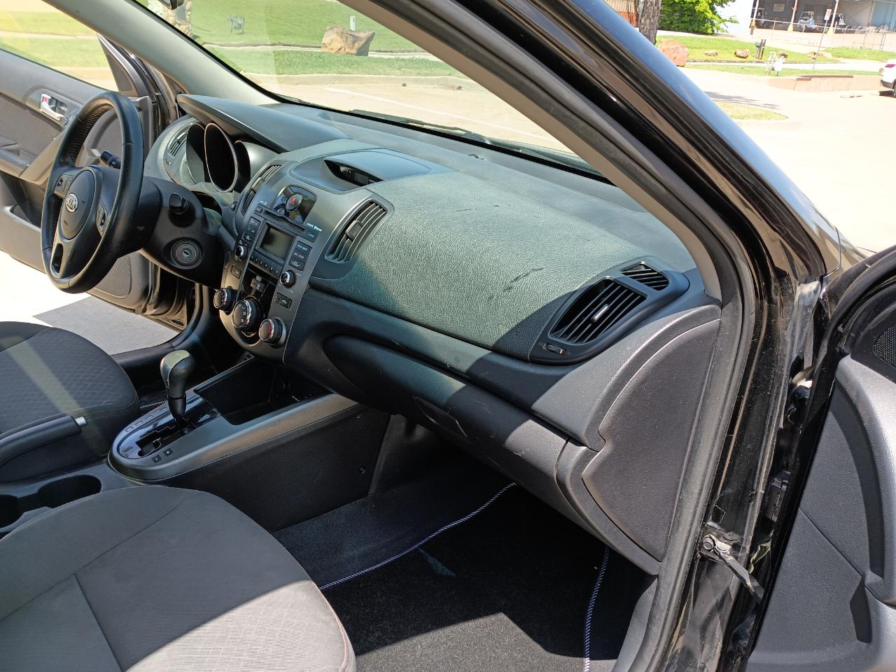 Kia Forte SX 2010