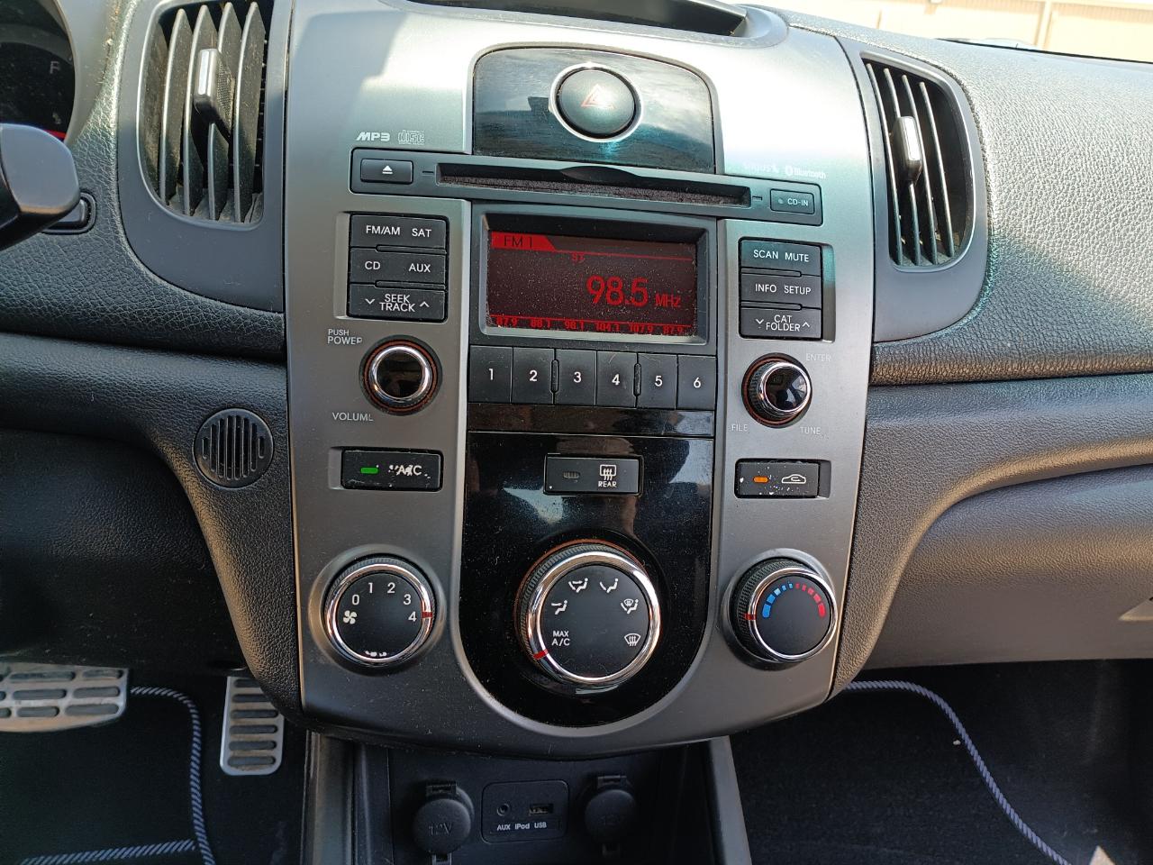 Kia Forte SX 2010