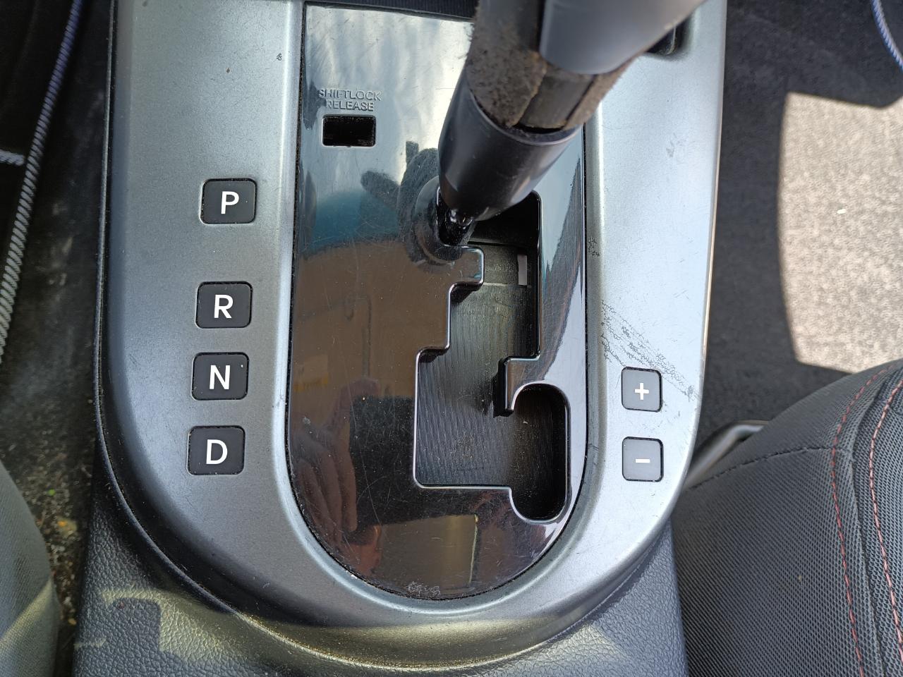 Kia Forte SX 2010
