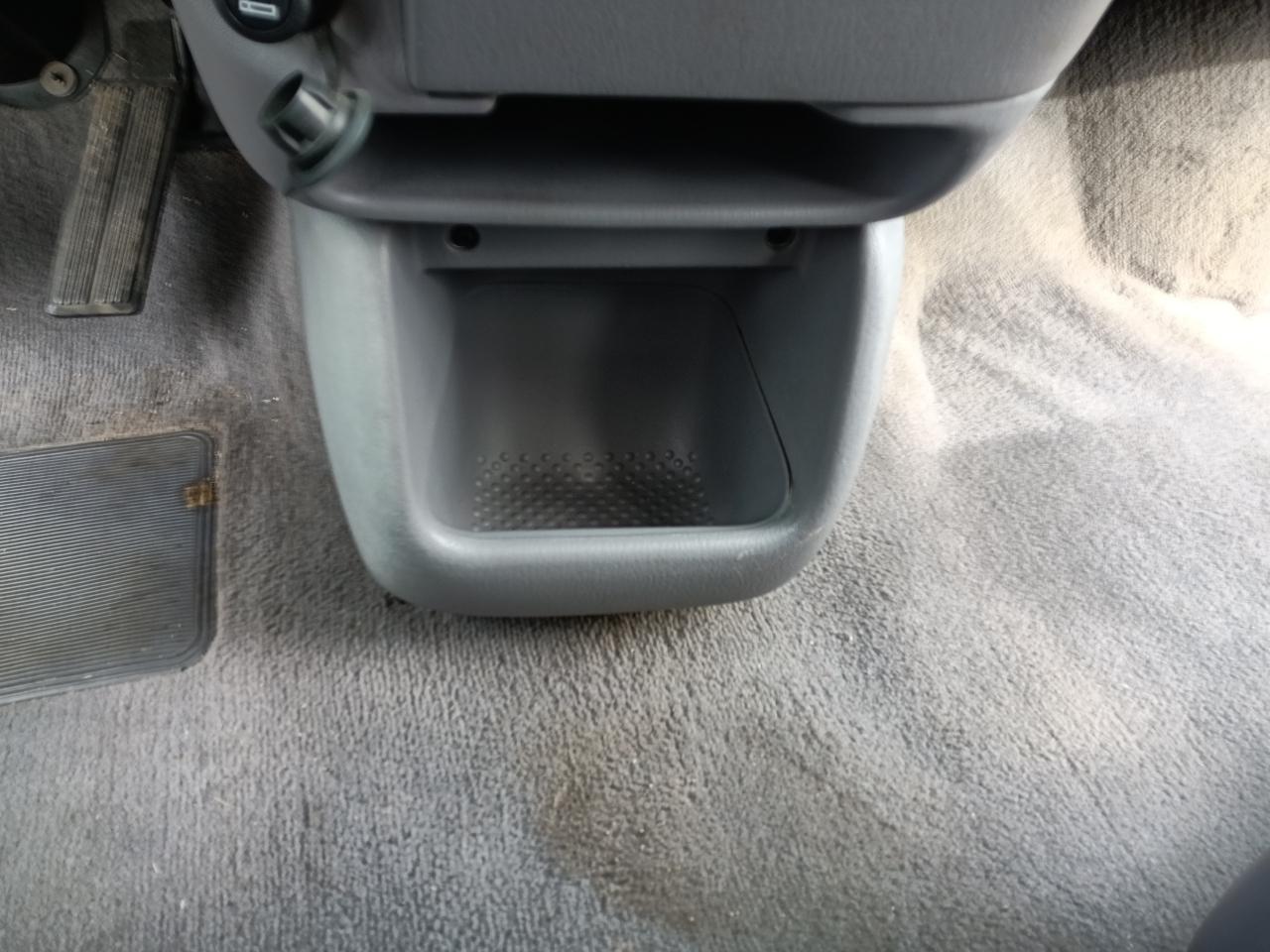 Dodge Caravan SE 2000