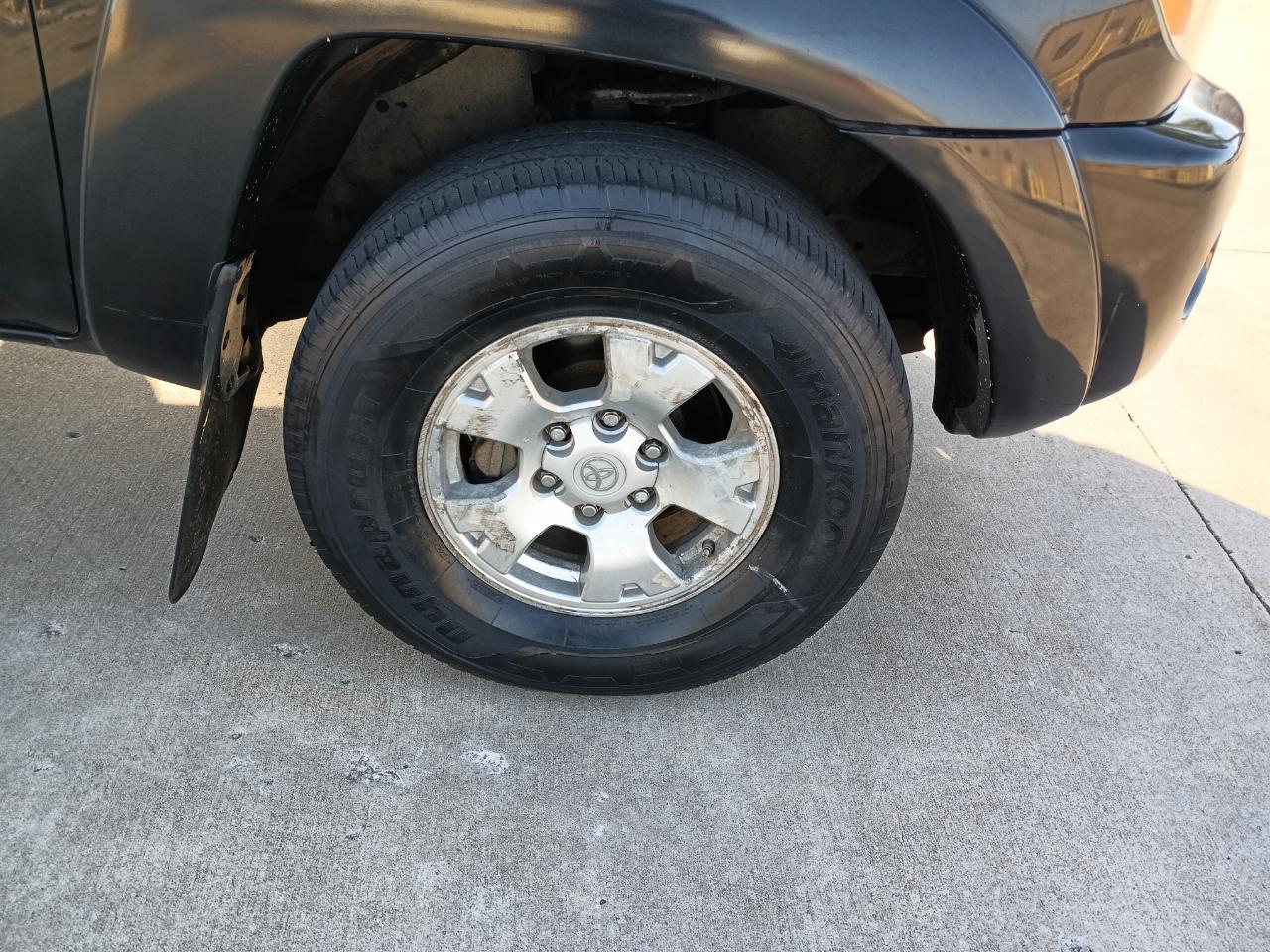 Toyota Tacoma Double Cab Long Bed V6 Auto 4WD 2009