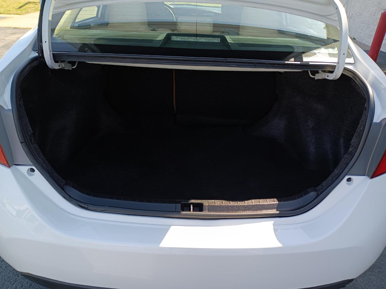 Toyota Corolla LE CVT 2016