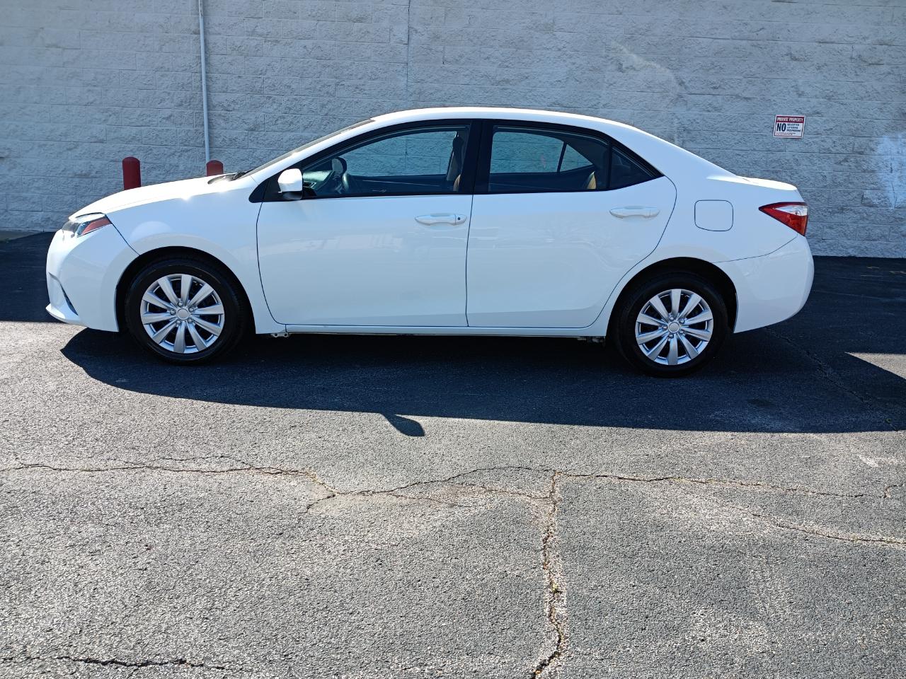 Toyota Corolla LE CVT 2016
