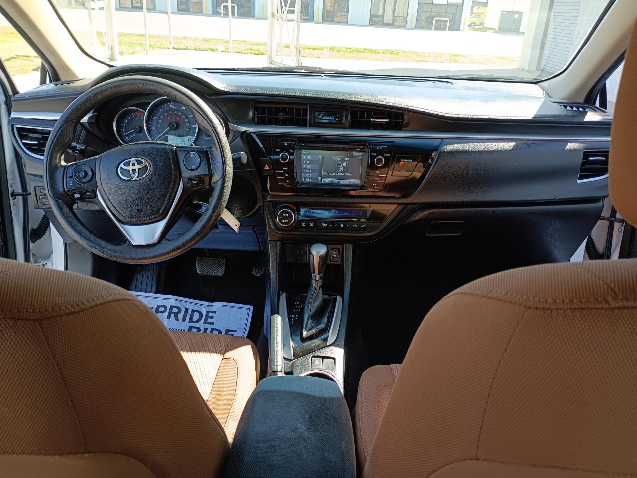 Toyota Corolla LE CVT 2016