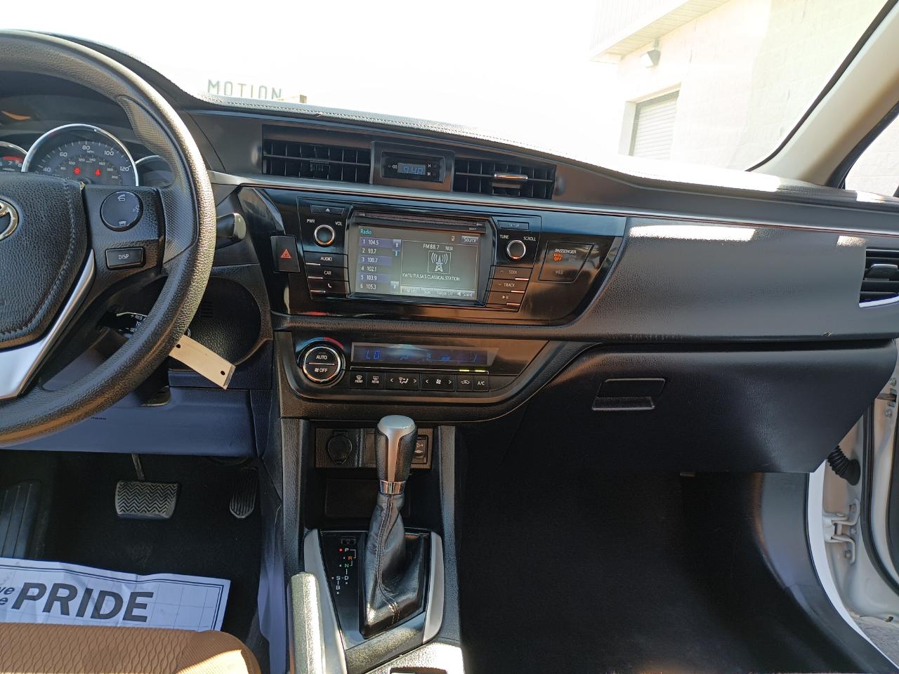 Toyota Corolla LE CVT 2016