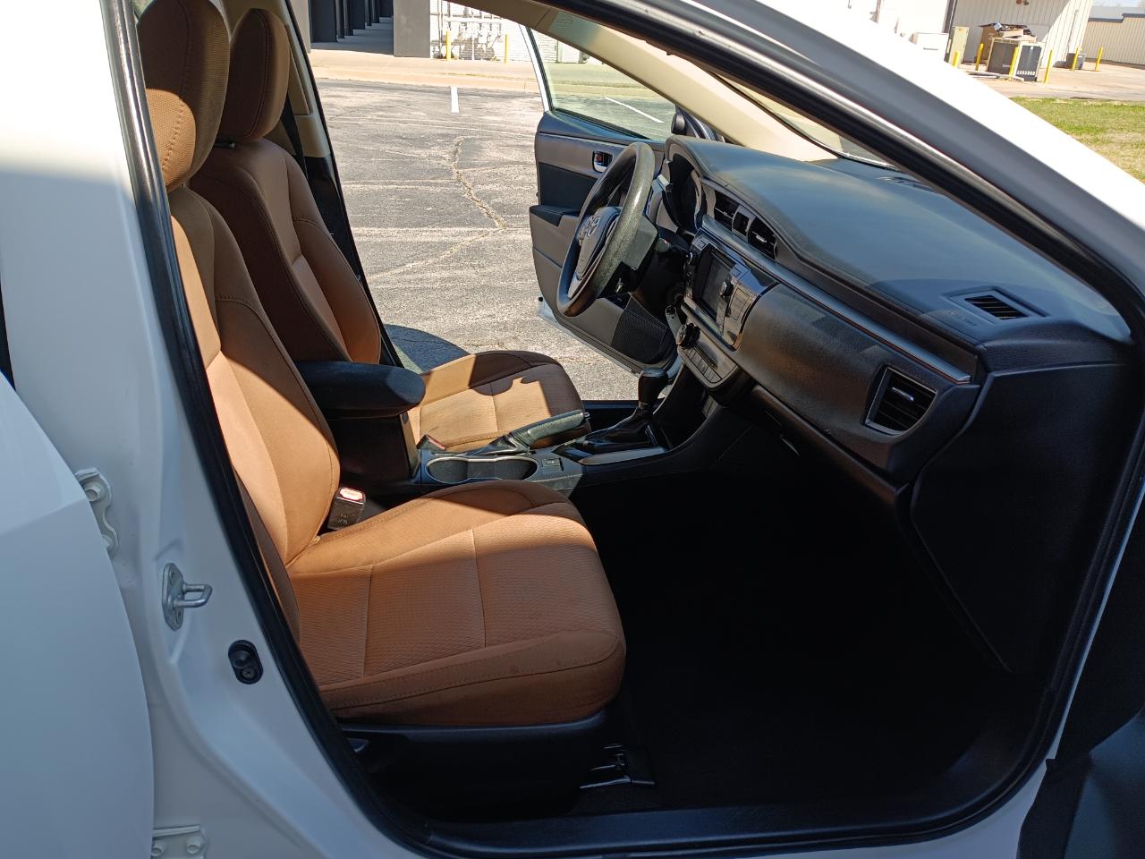 Toyota Corolla LE CVT 2016