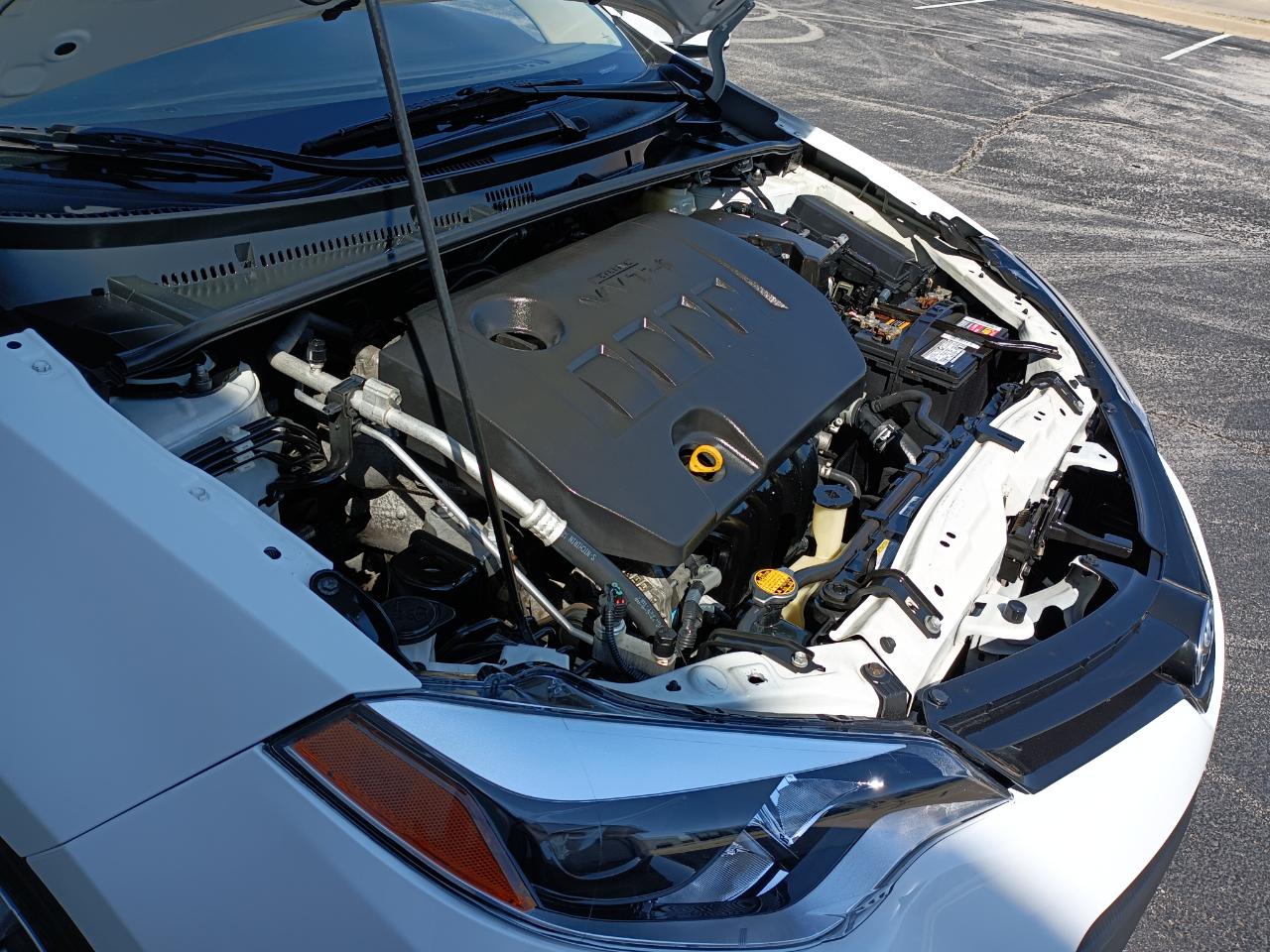 Toyota Corolla LE CVT 2016