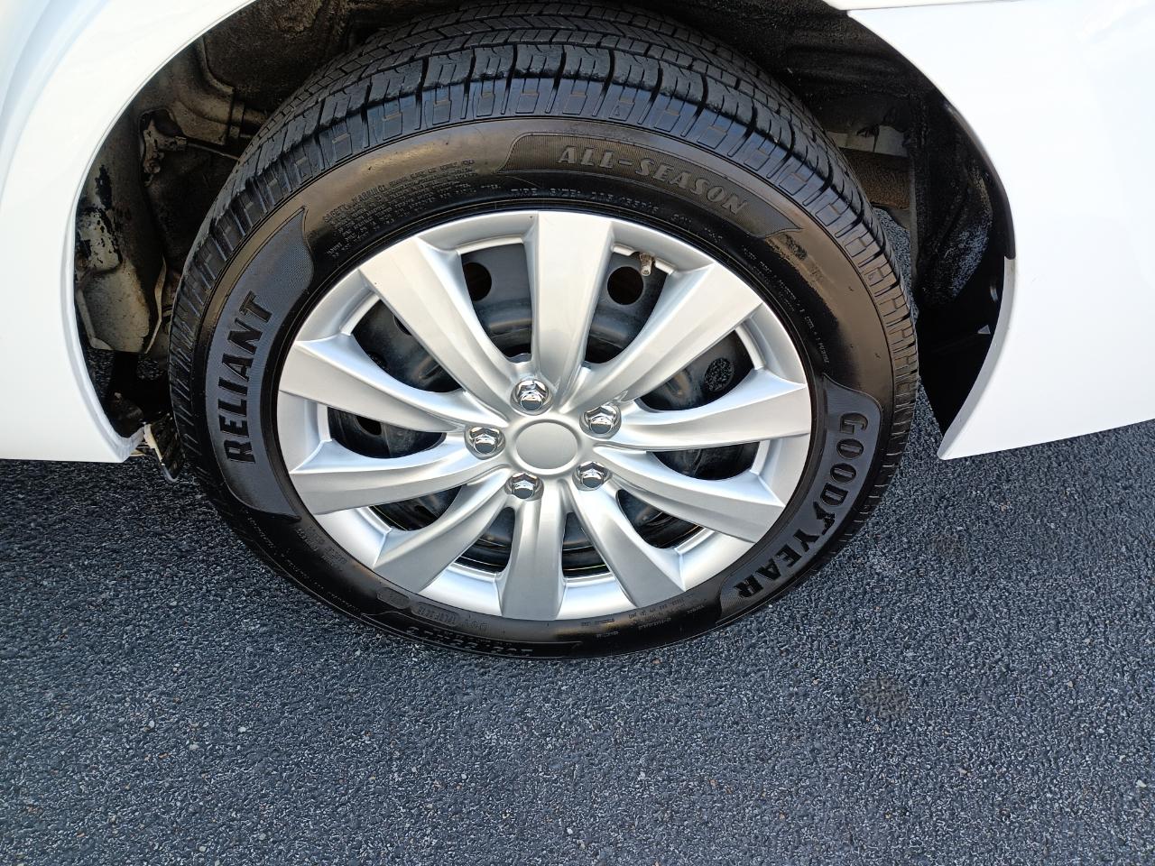 Toyota Corolla LE CVT 2016