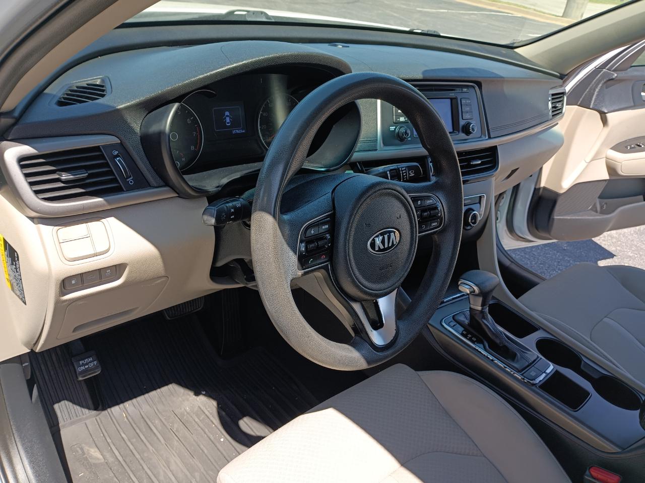 Kia Optima LX 2016