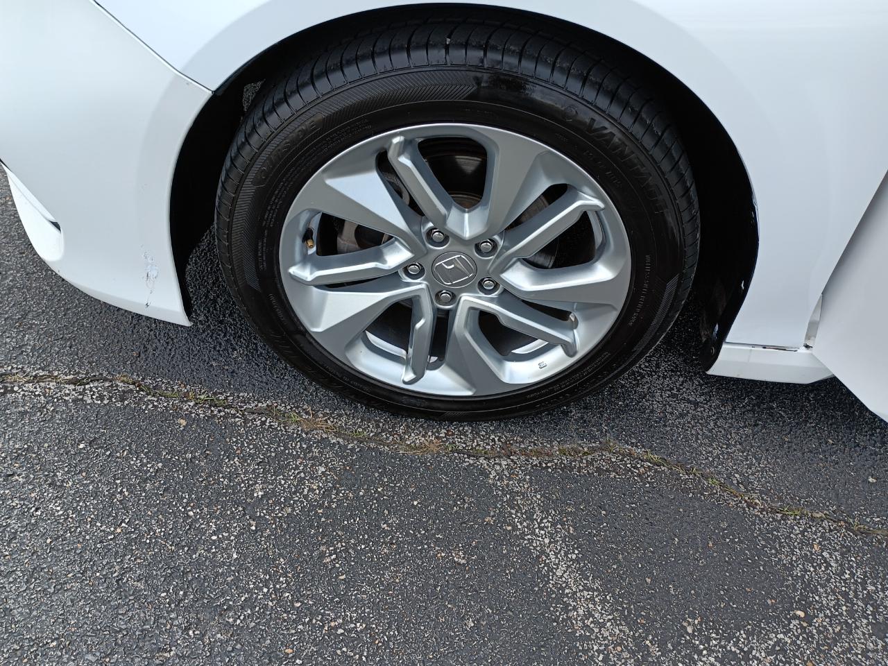 Honda Accord LX sedan 2019