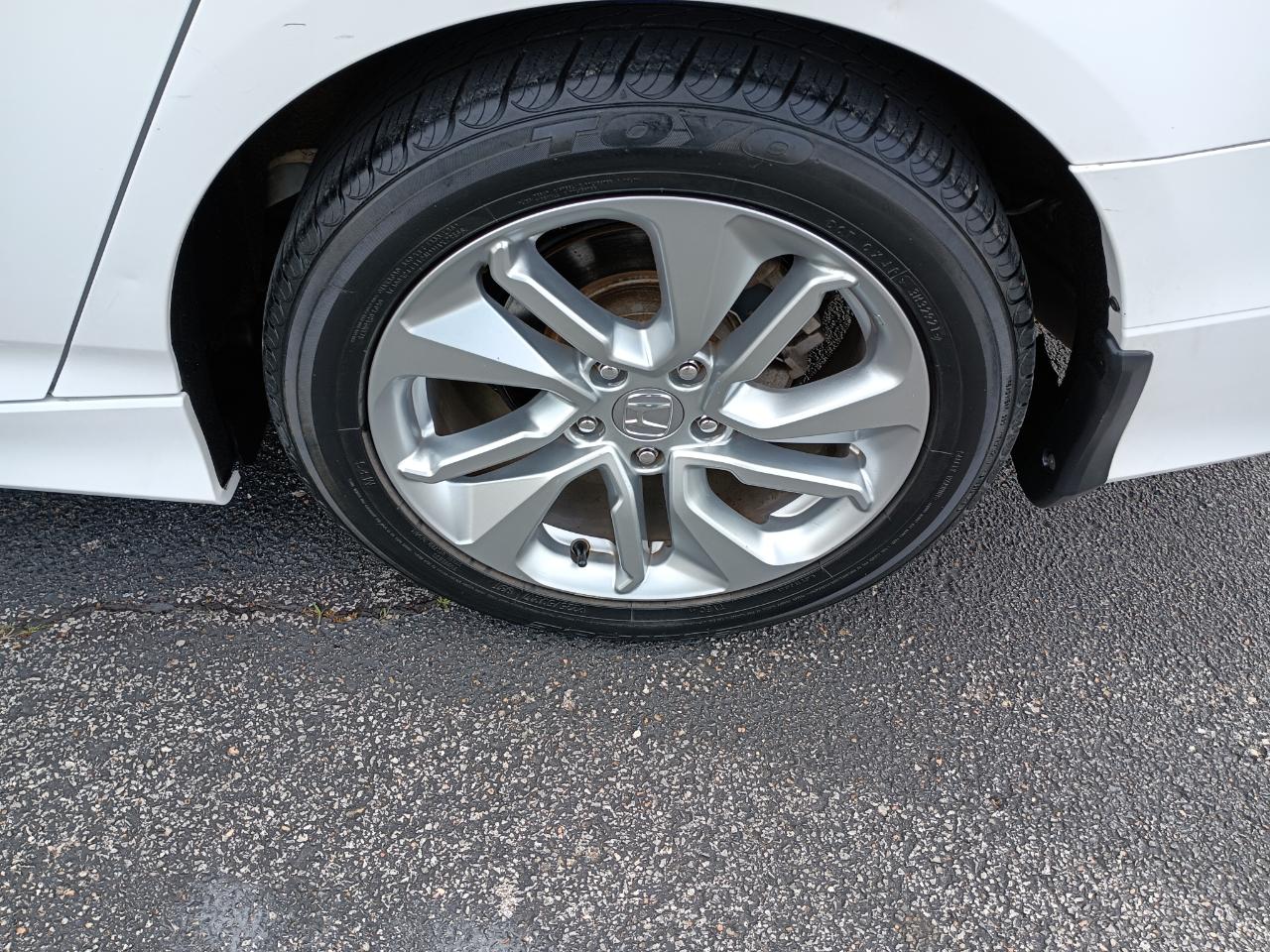 Honda Accord LX sedan 2019