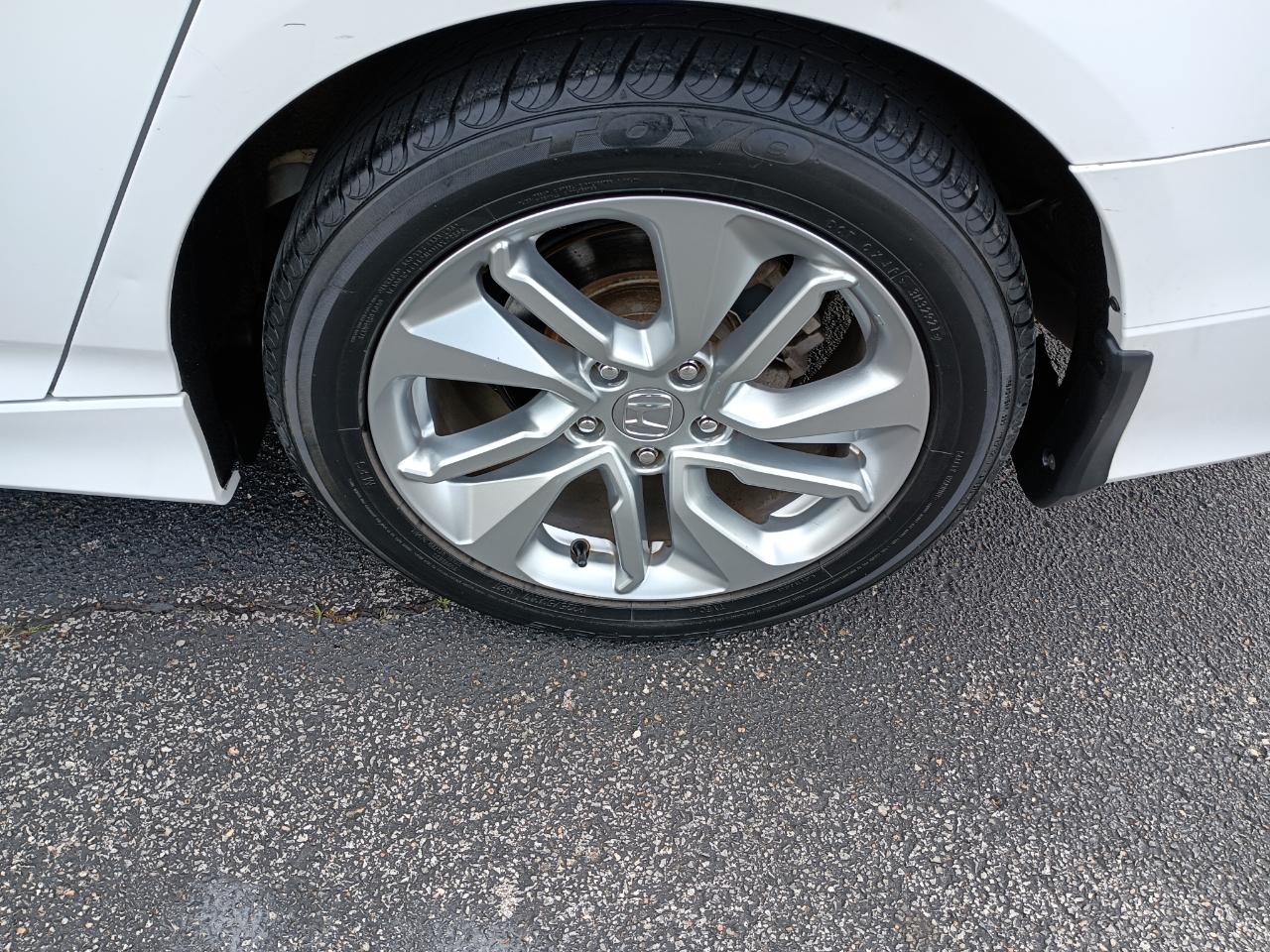 Honda Accord LX sedan 2019