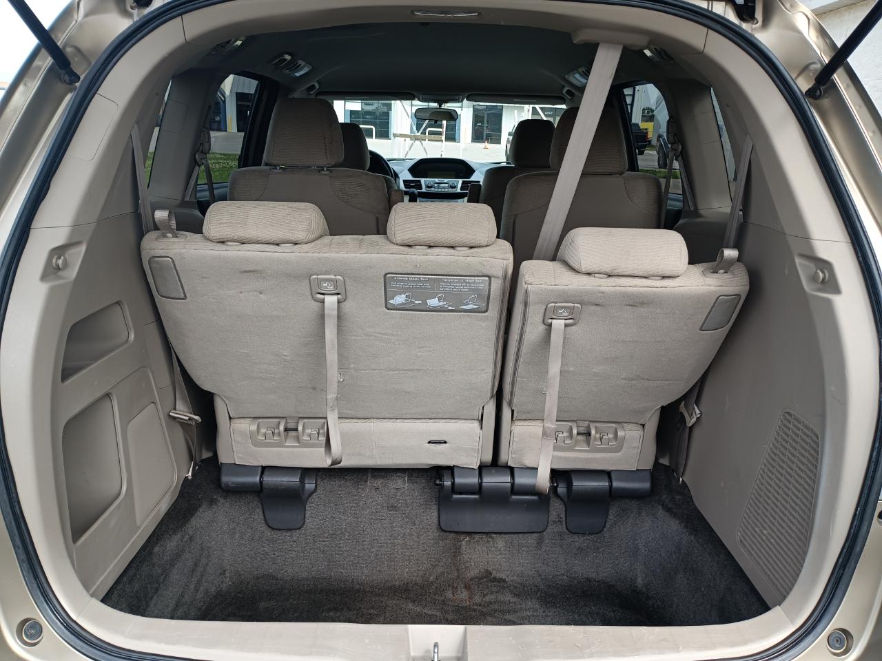 Honda Odyssey LX 2012