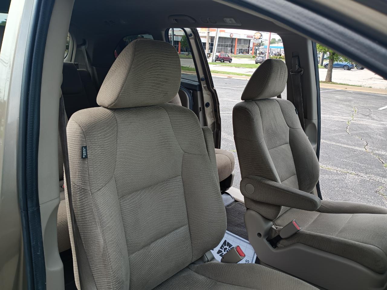 Honda Odyssey LX 2012