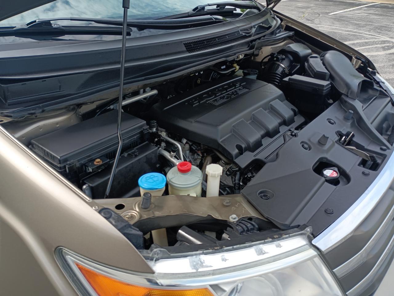 Honda Odyssey LX 2012