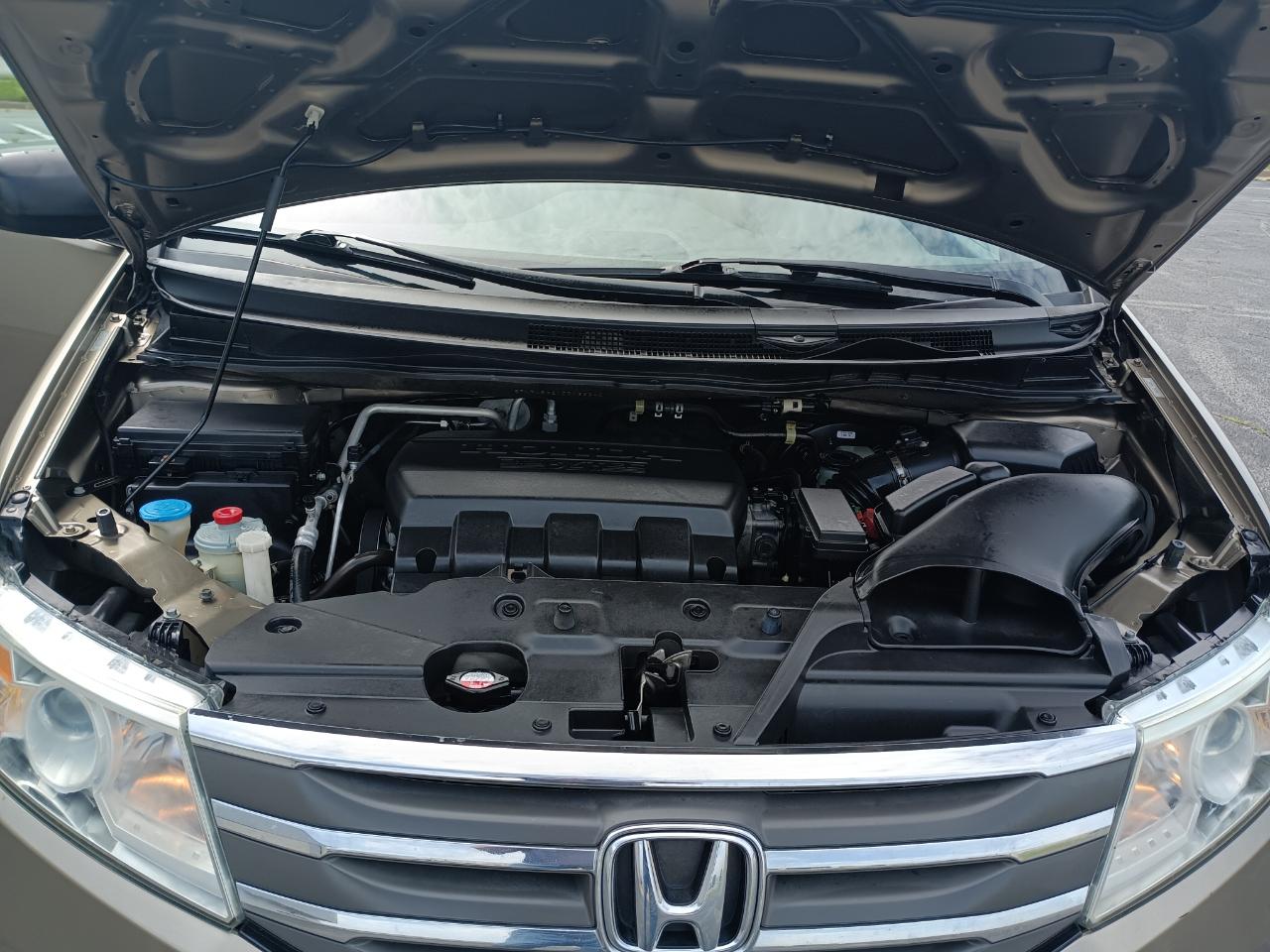 Honda Odyssey LX 2012