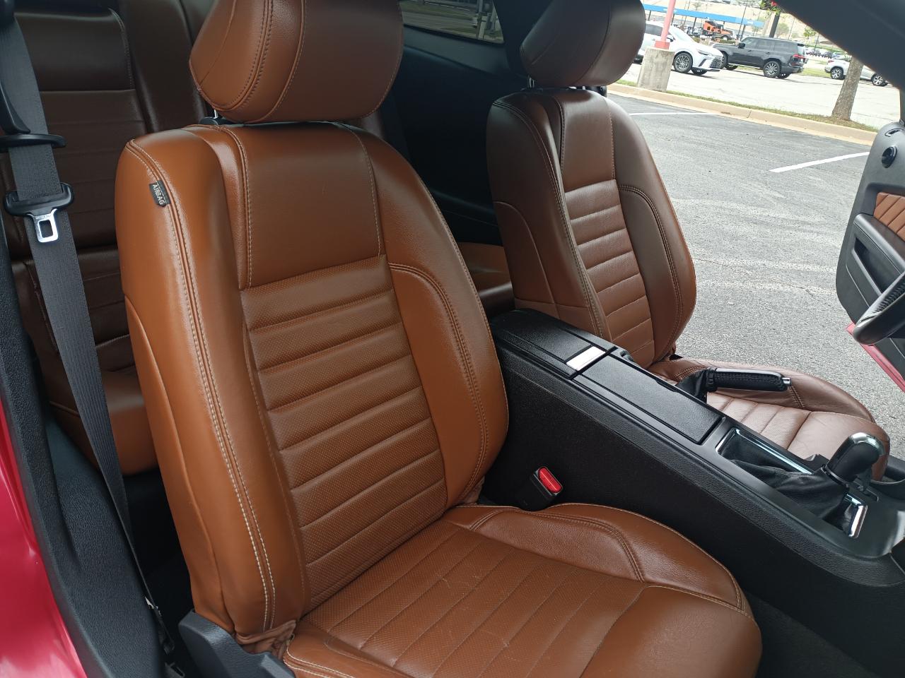 Ford Mustang V6 Coupe 2013