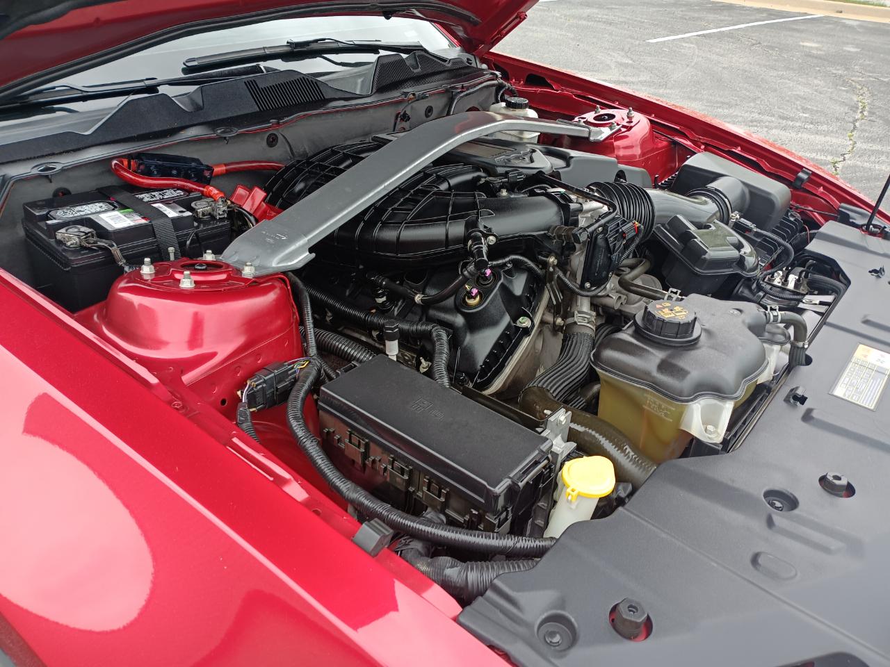 Ford Mustang V6 Coupe 2013