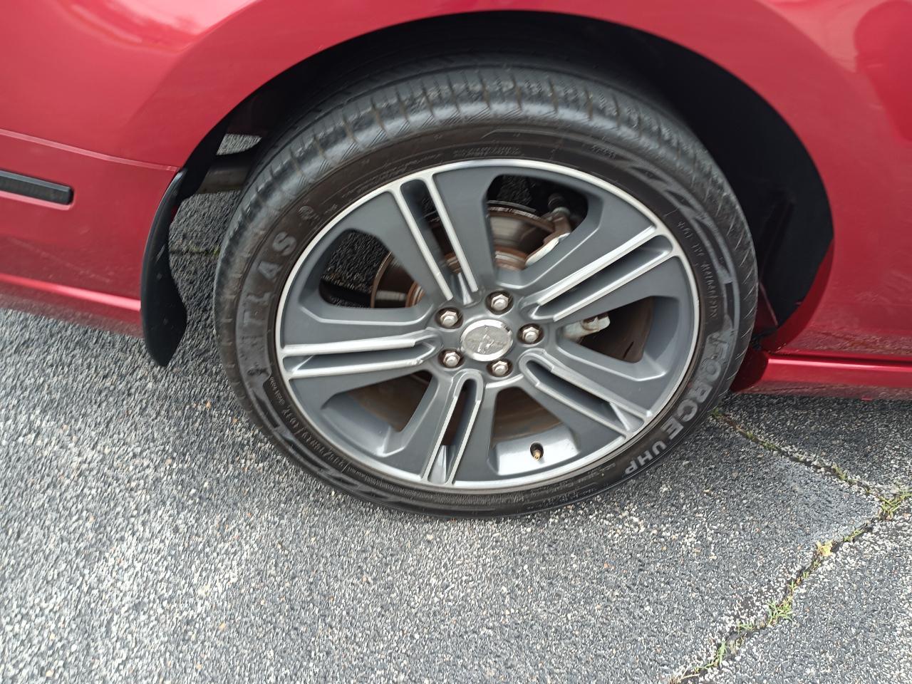 Ford Mustang V6 Coupe 2013