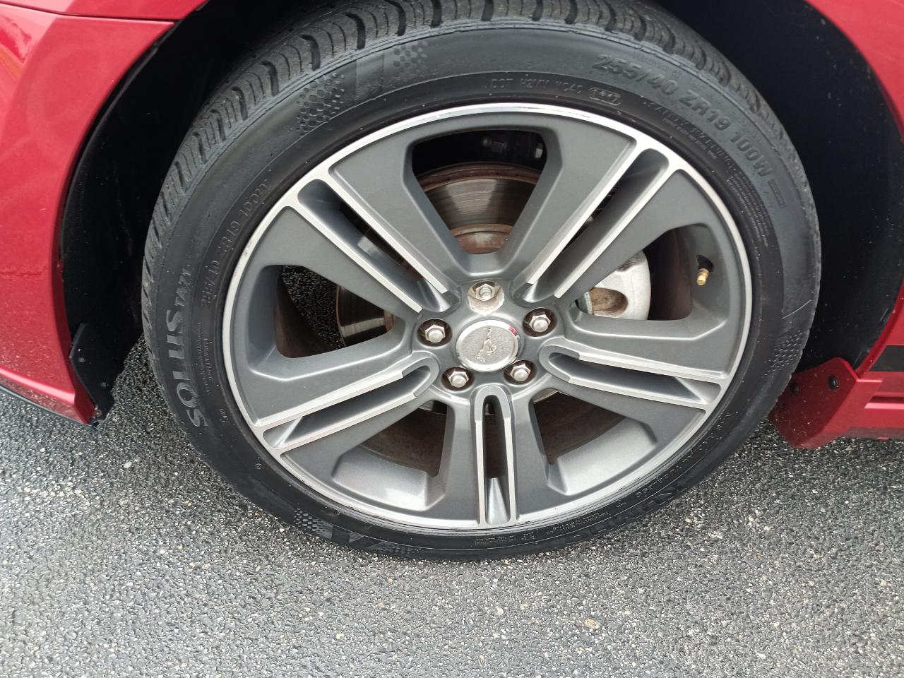 Ford Mustang V6 Coupe 2013