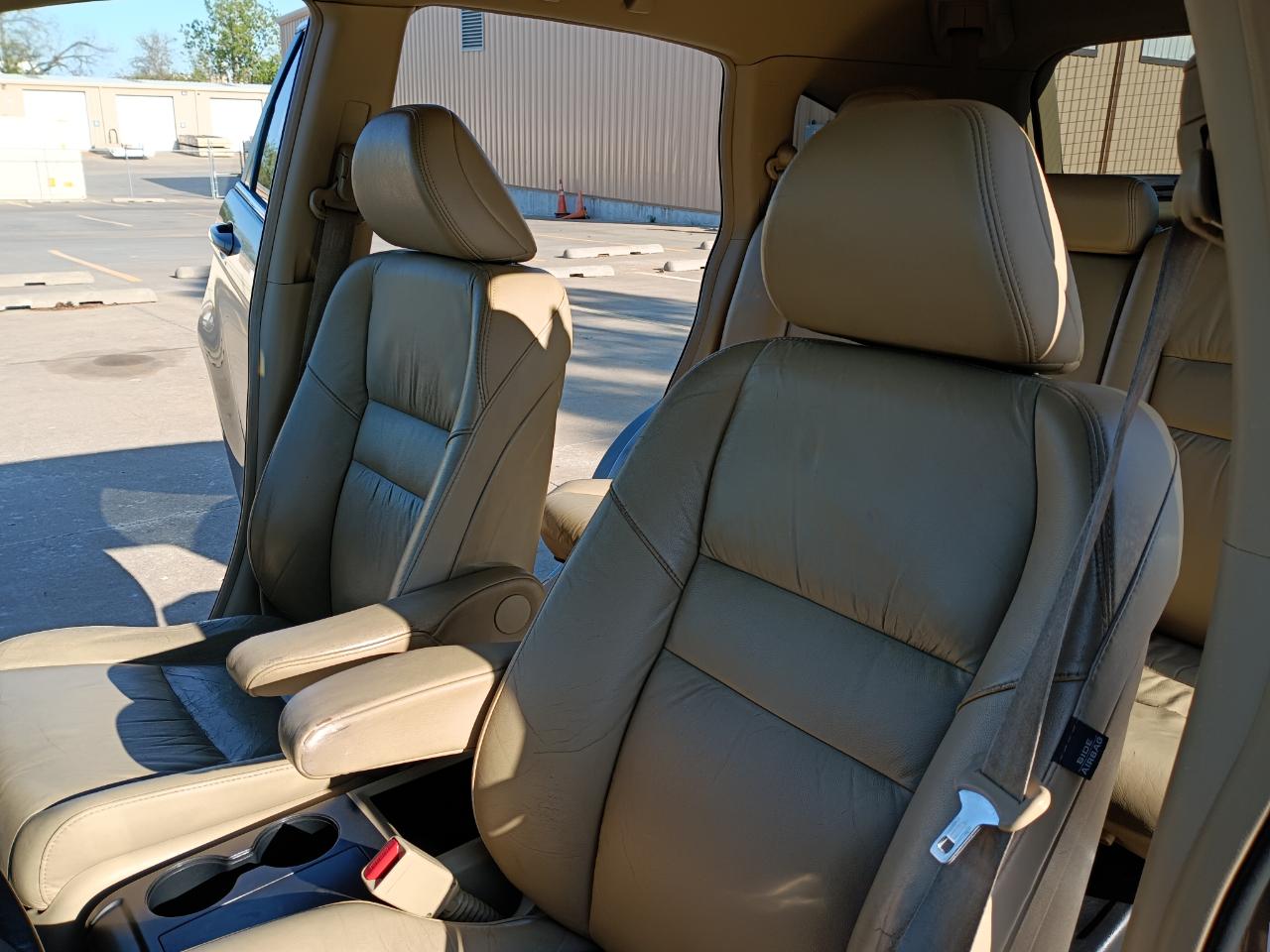 Honda CR-V EX-L 4WD 5-Speed AT 2010